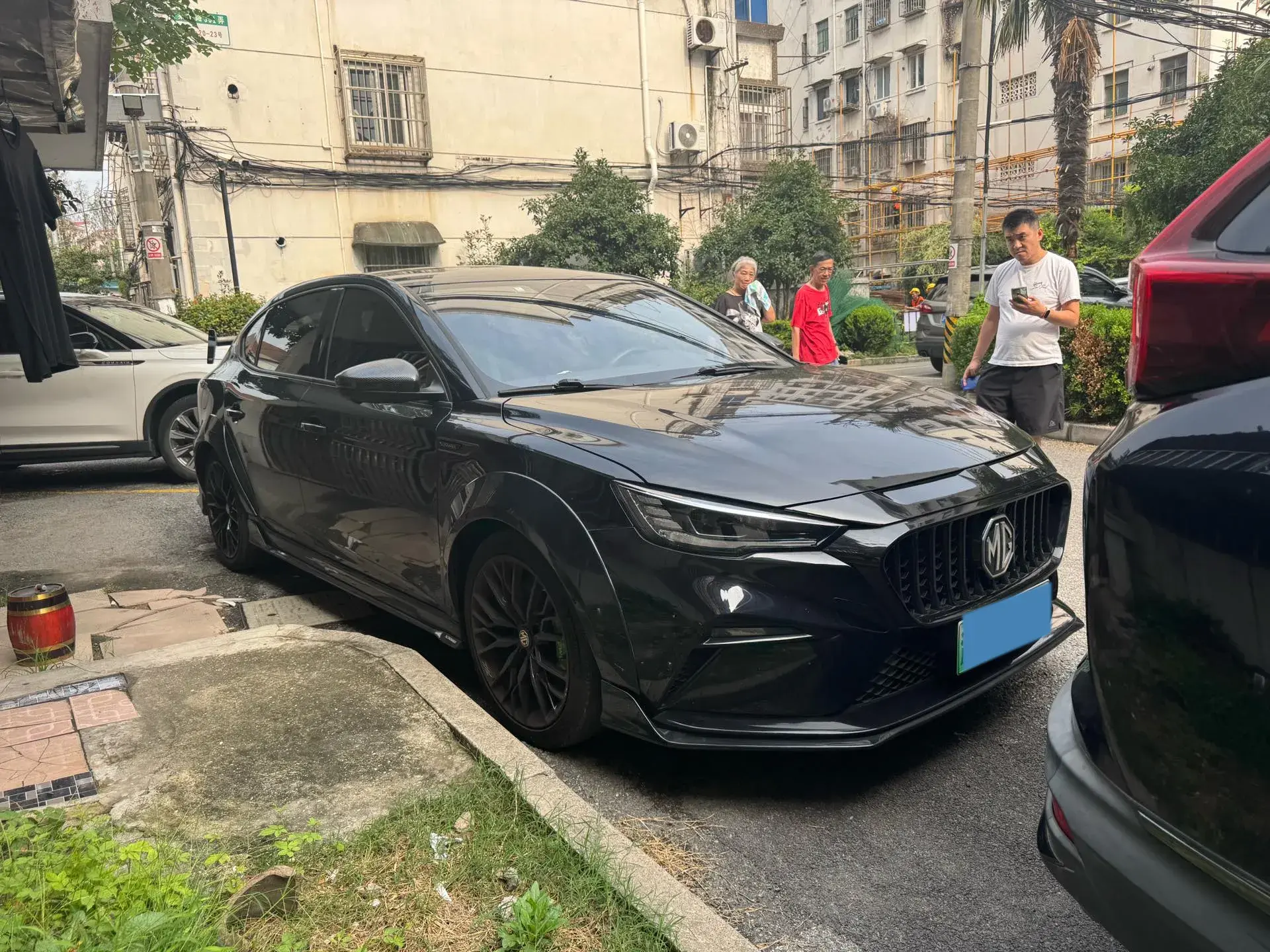 2021 MG 6 thumbnail 2