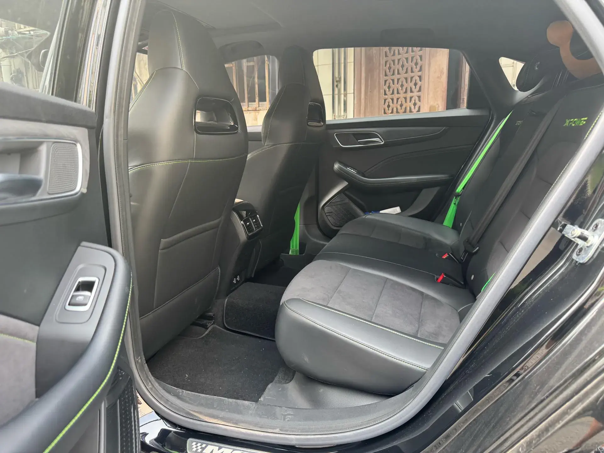 2021 MG 6 thumbnail 4