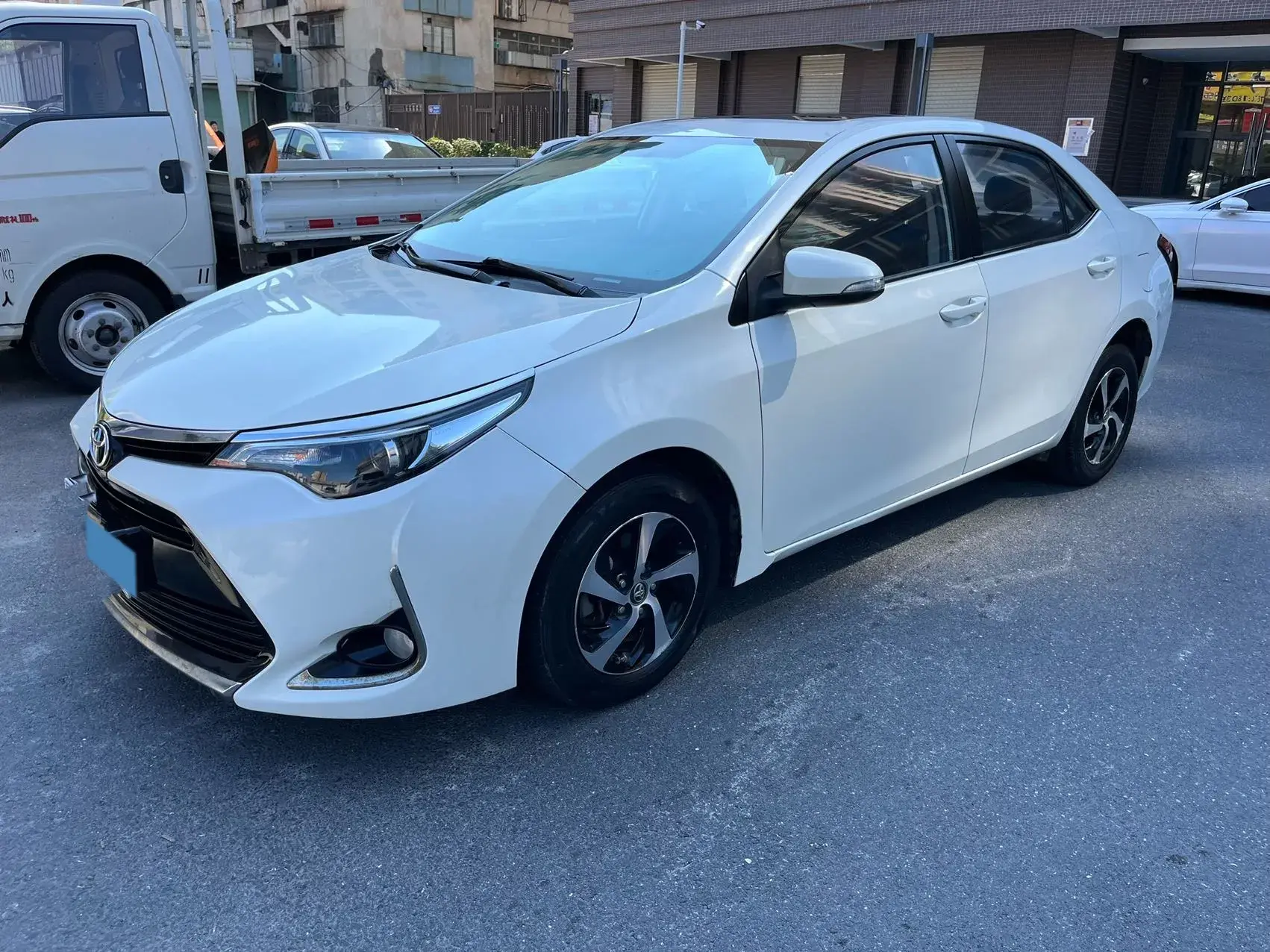 2017 TOYOTA LEVIN view 1