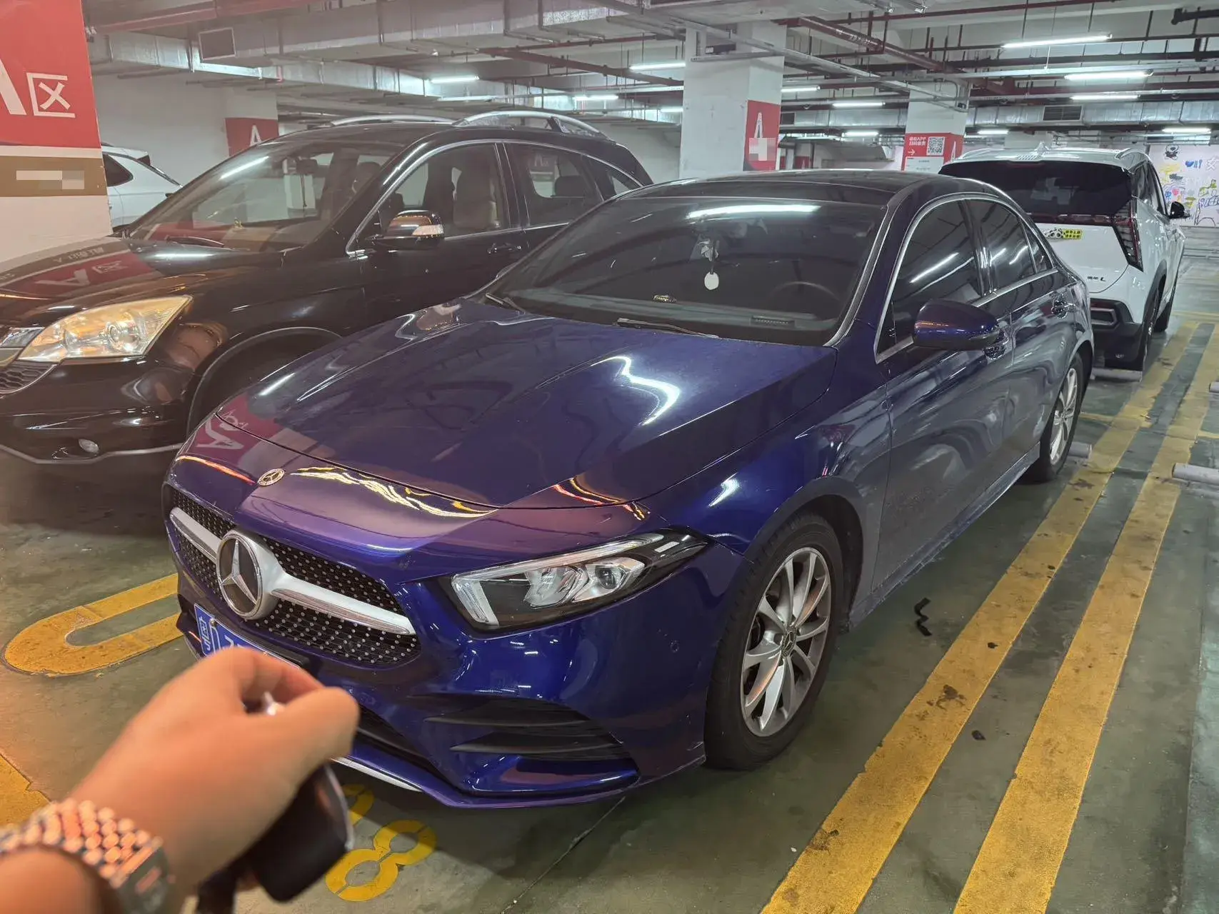 2021 MERCEDES-BENZ A view 1