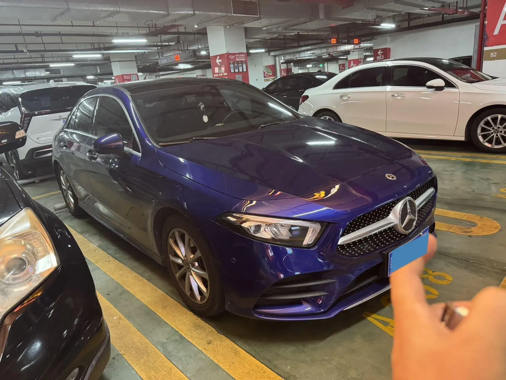 2021 MERCEDES-BENZ A thumbnail 3