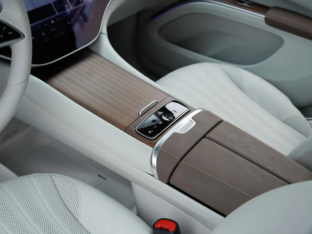 2023 Mercedes-Benz EQS SUV BEV 111.8KWH,autocango,china used car exporter,china ev exporter,chinese used car exporter,chinese used ev exporter