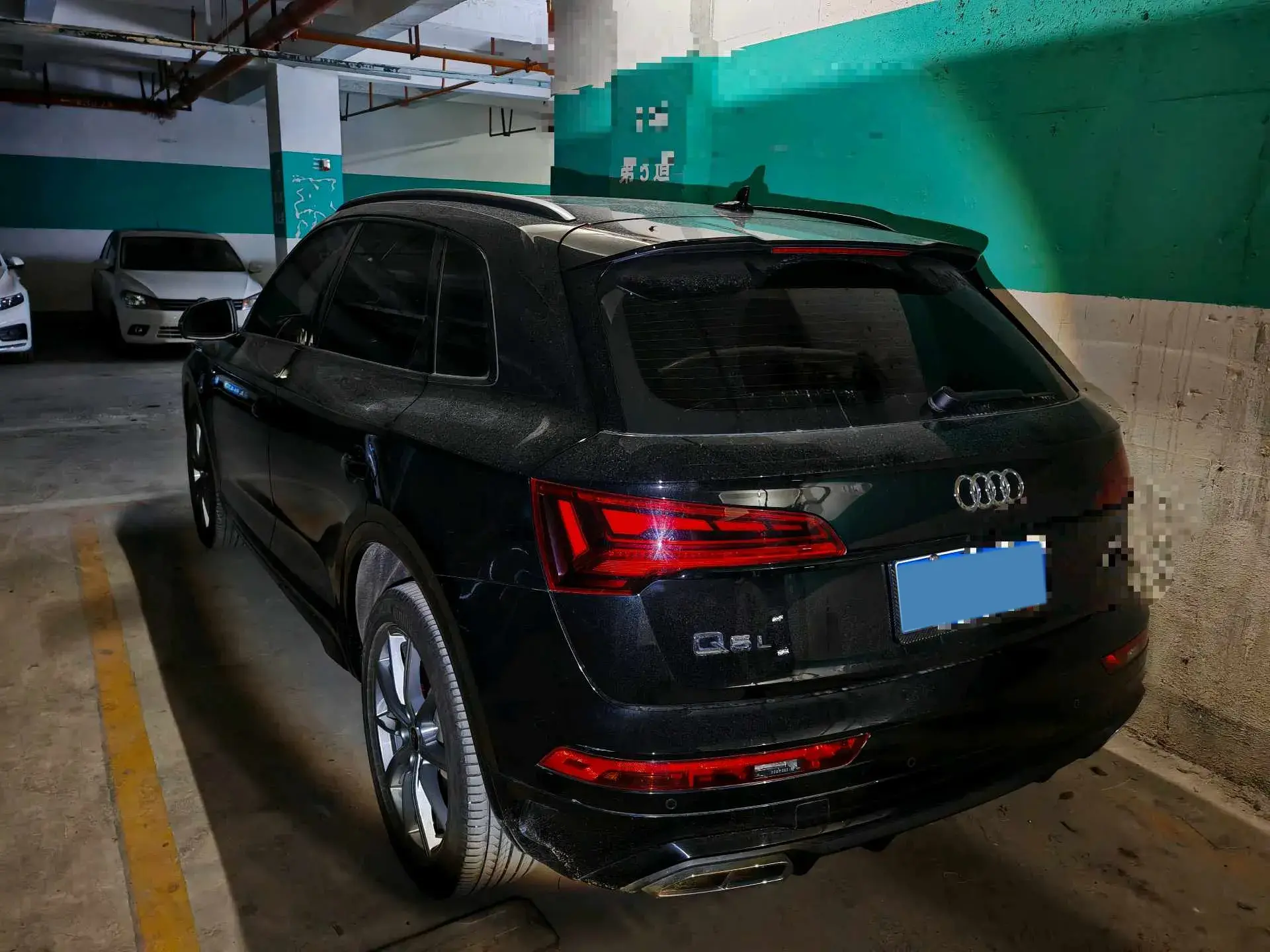 2023 AUDI Q5L thumbnail 2