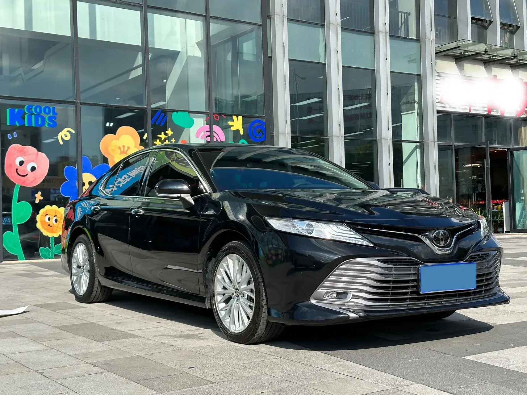 2019 TOYOTA CAMRY thumbnail 3