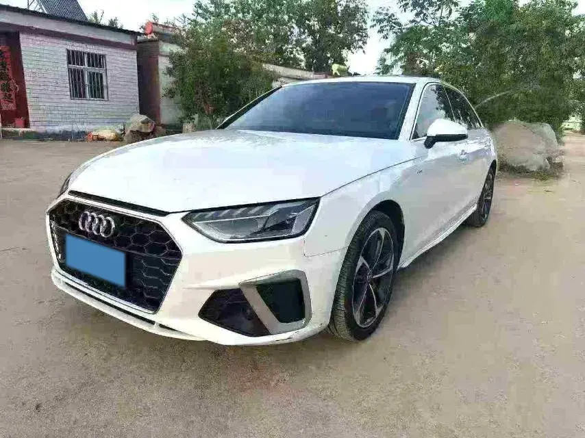 2024 AUDI A4L view 1