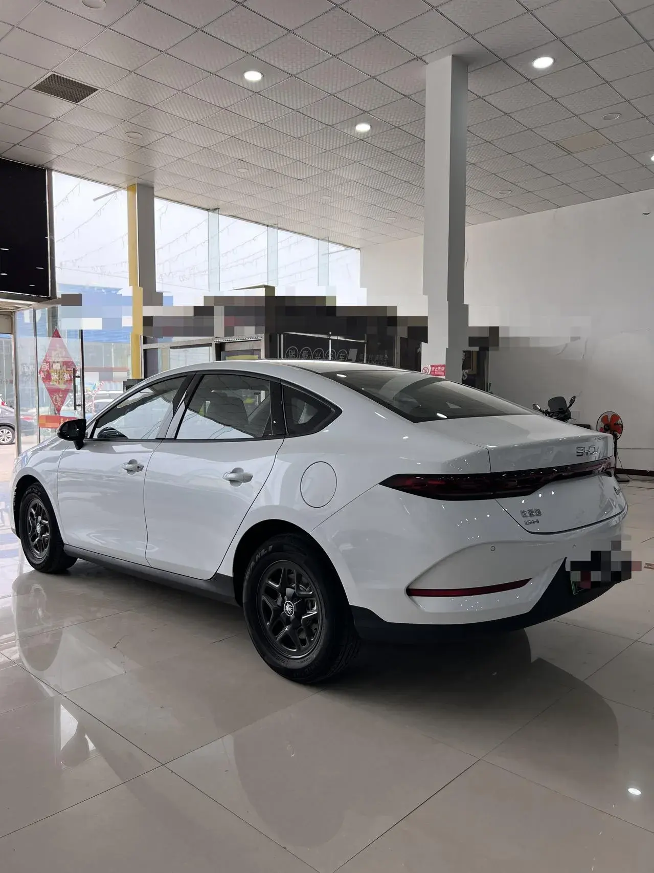 2024 BYD QIN thumbnail 4