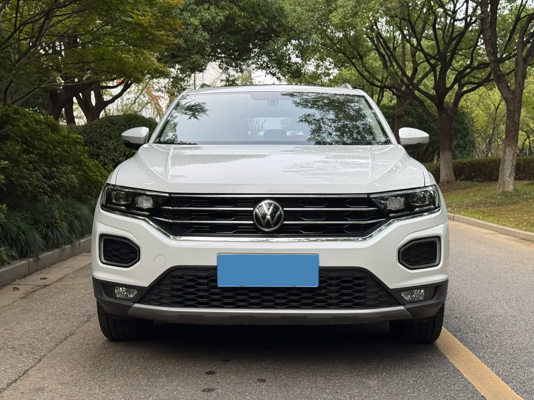 2021 VOLKSWAGEN T-ROC thumbnail 2