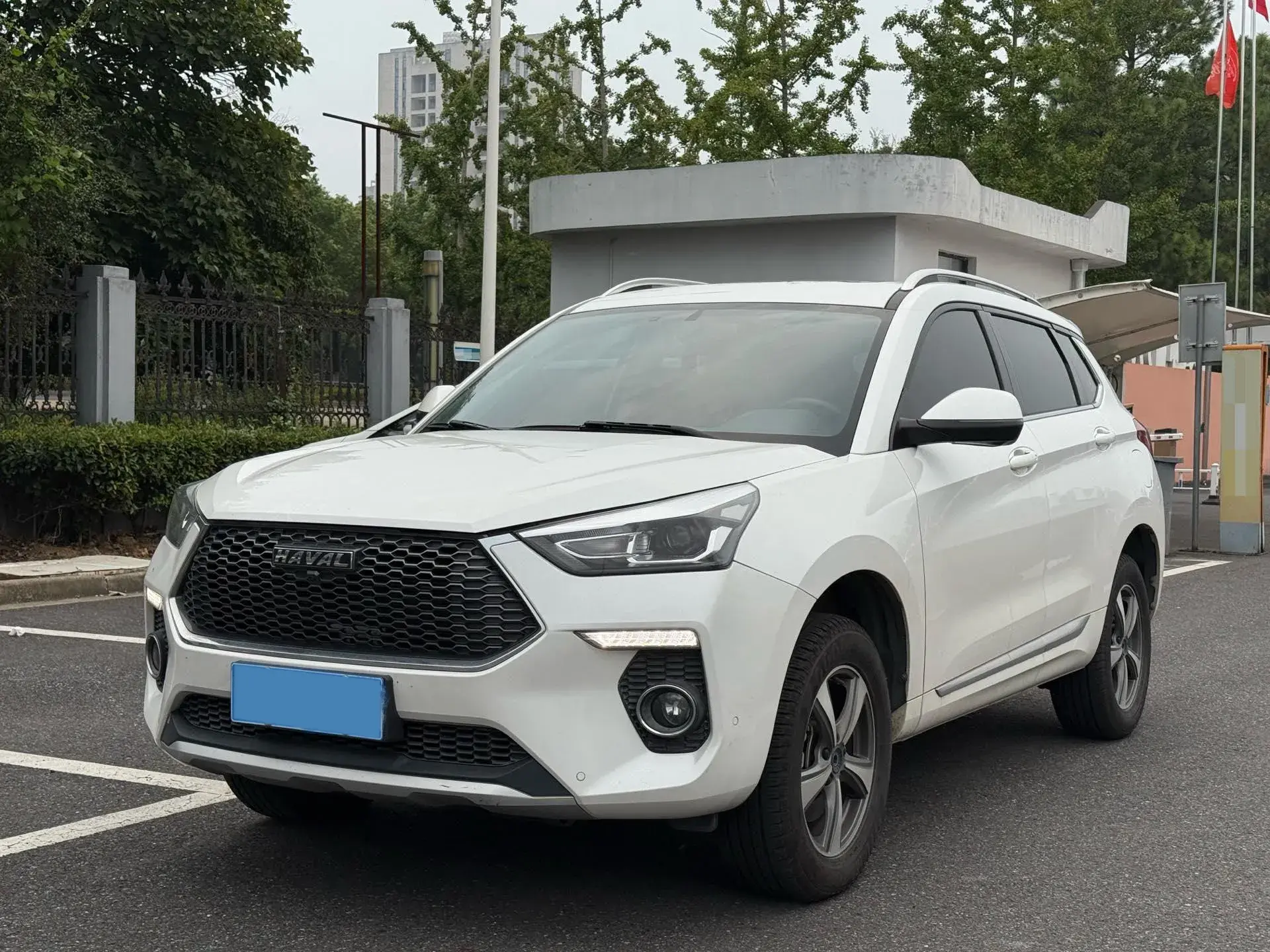 2020 HAVAL H6 view 1