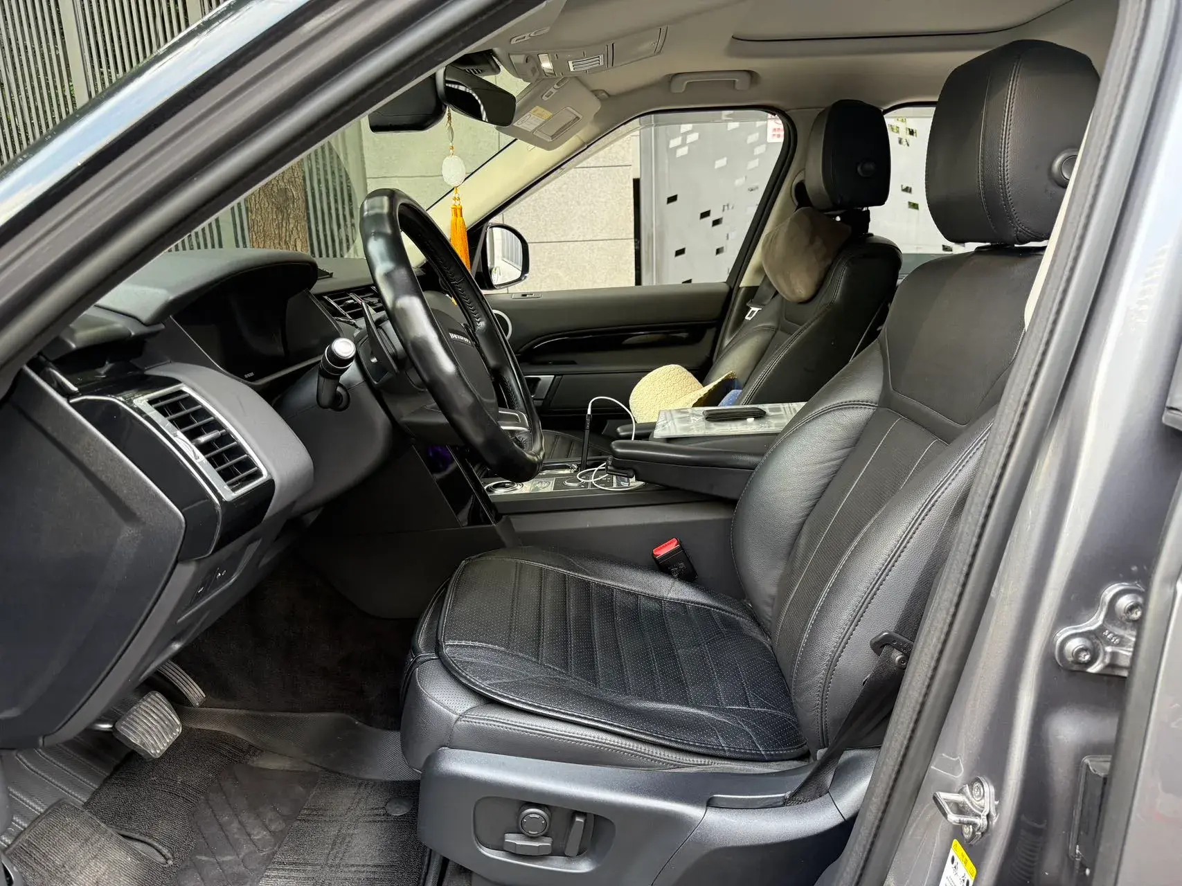 2020 LAND ROVER thumbnail 3