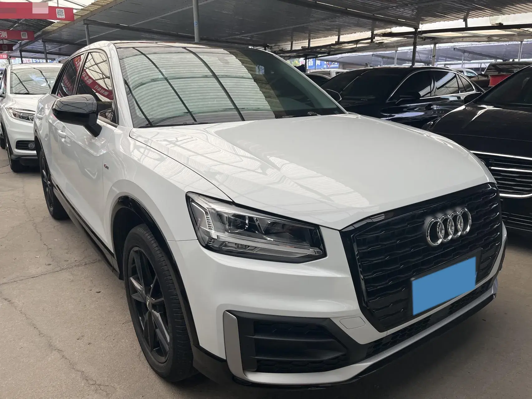 2020 AUDI Q2L thumbnail 2