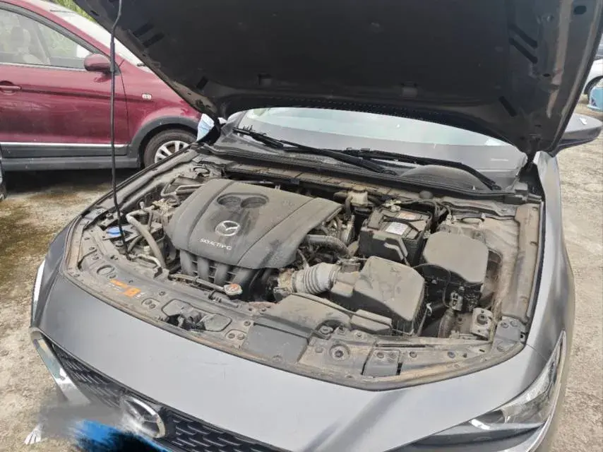 2020 MAZDA 3 thumbnail 2