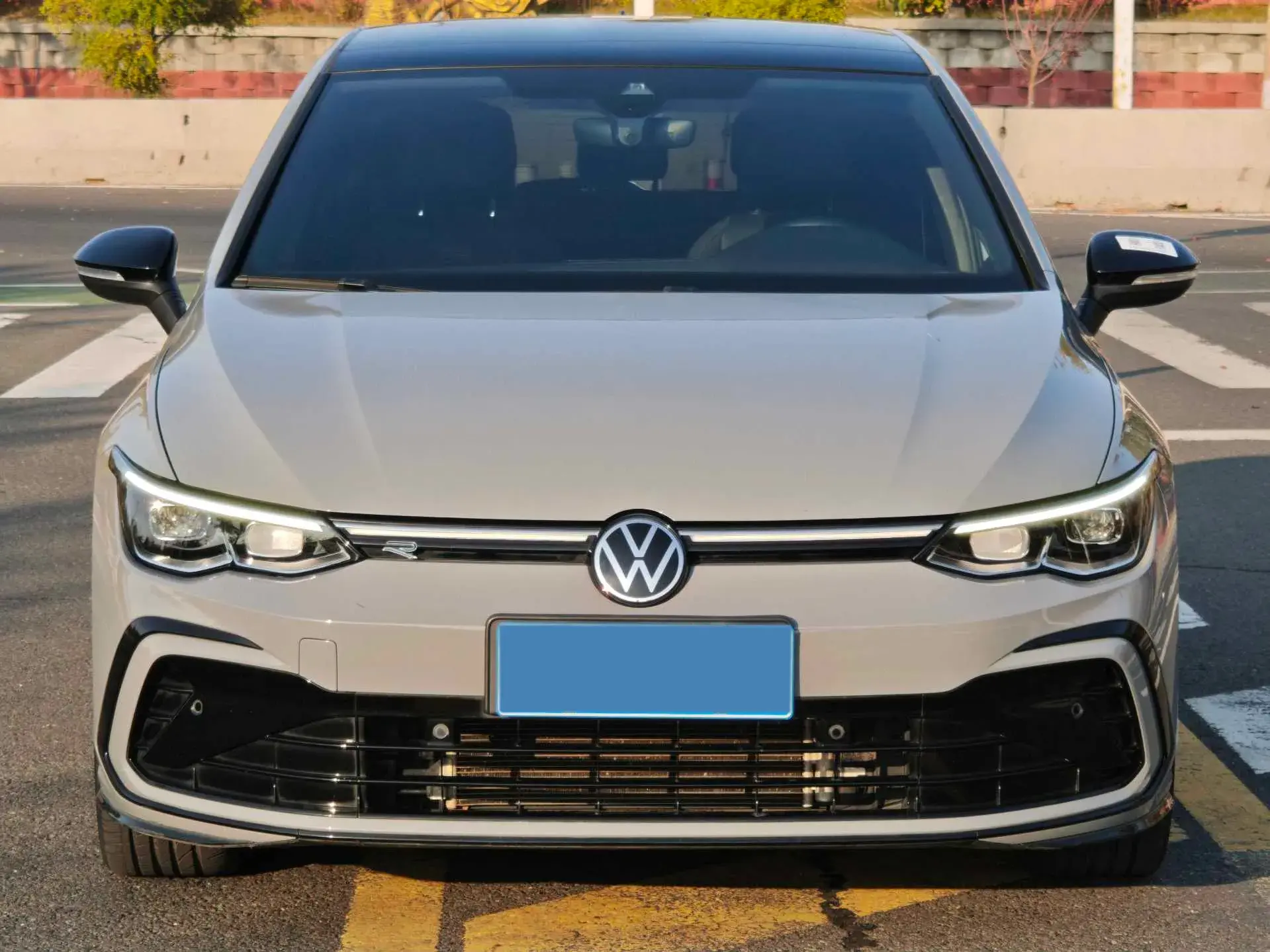 2021 VOLKSWAGEN GOLF thumbnail 3