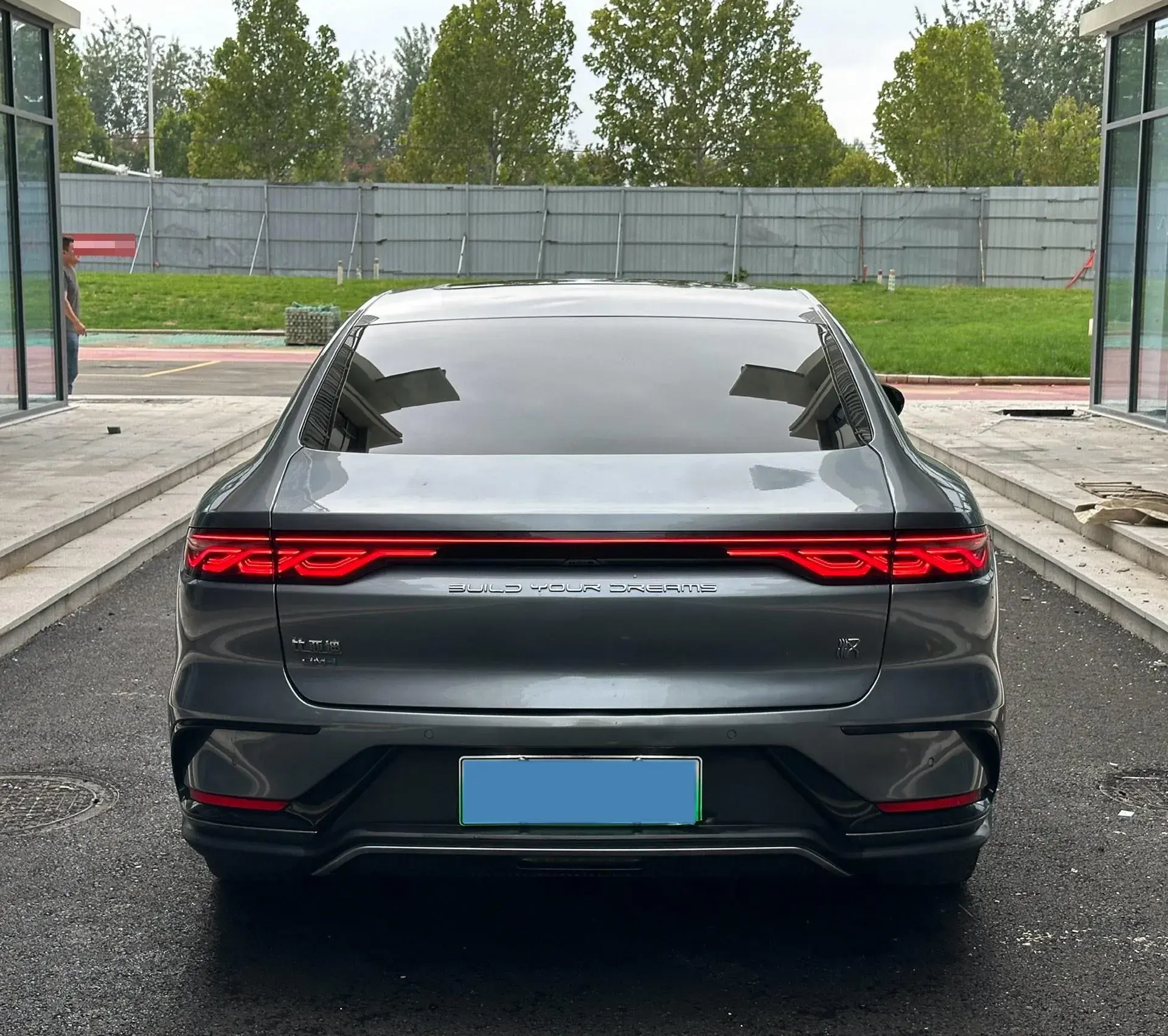 2023 BYD HAN thumbnail 4