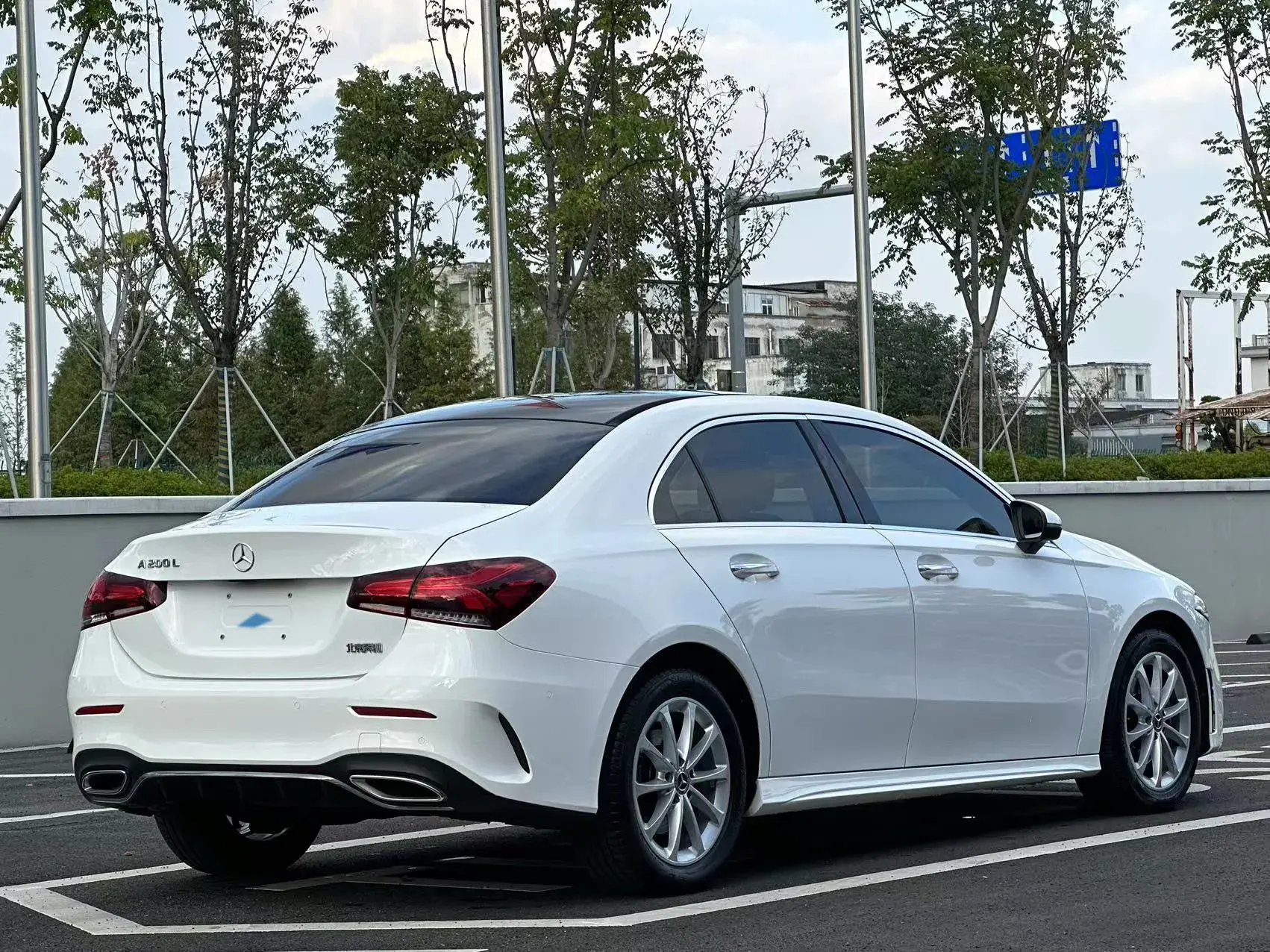 2020 MERCEDES-BENZ A thumbnail 4
