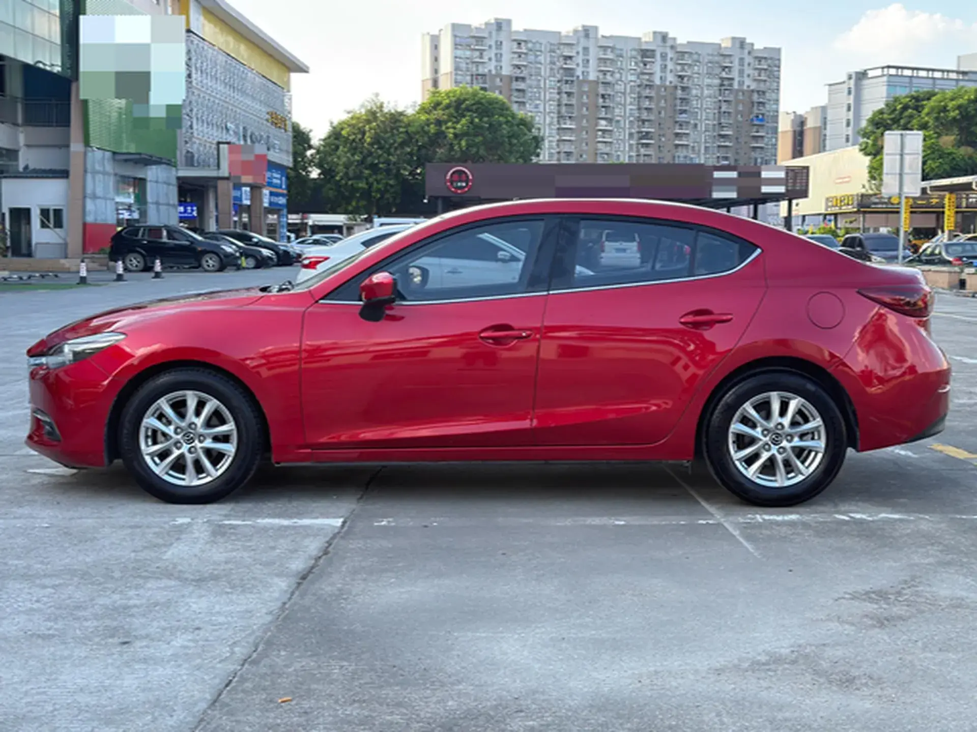 2017 MAZDA 3 thumbnail 4