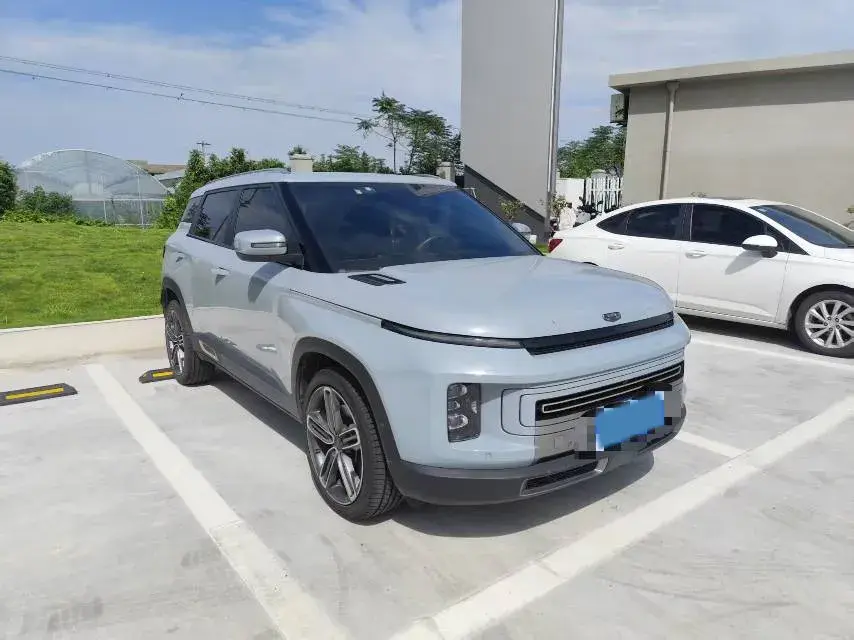 2020 GEELY ICON thumbnail 3