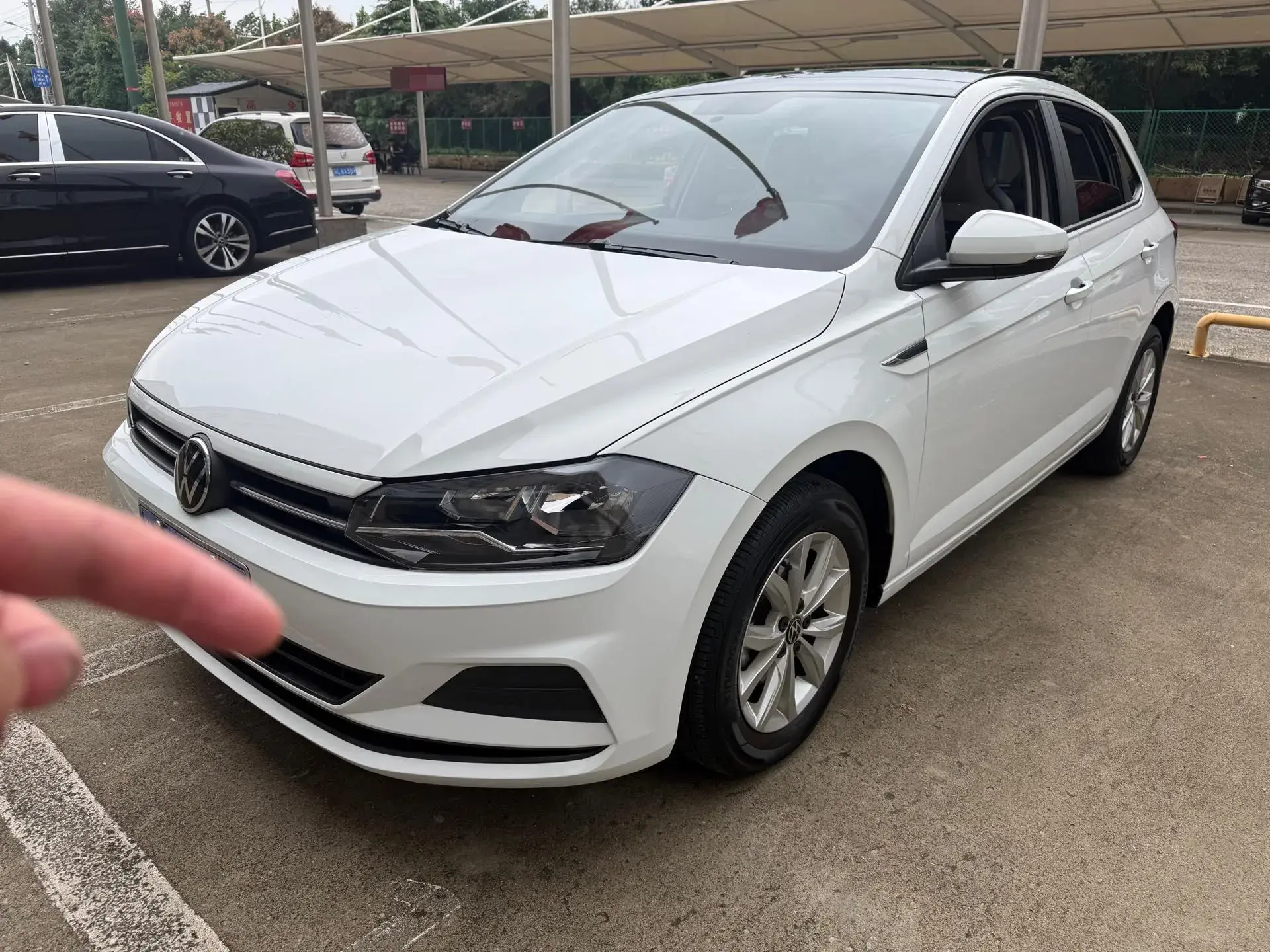 2021 VOLKSWAGEN POLO view 1