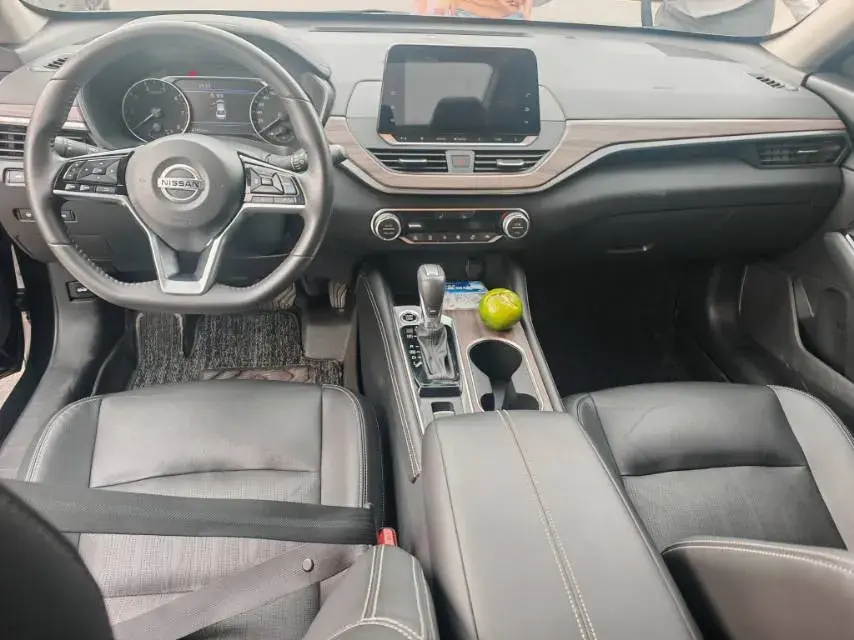 2021 NISSAN TEANA thumbnail 4