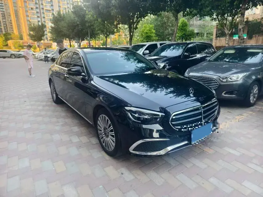 2021 MERCEDES-BENZ E thumbnail 3