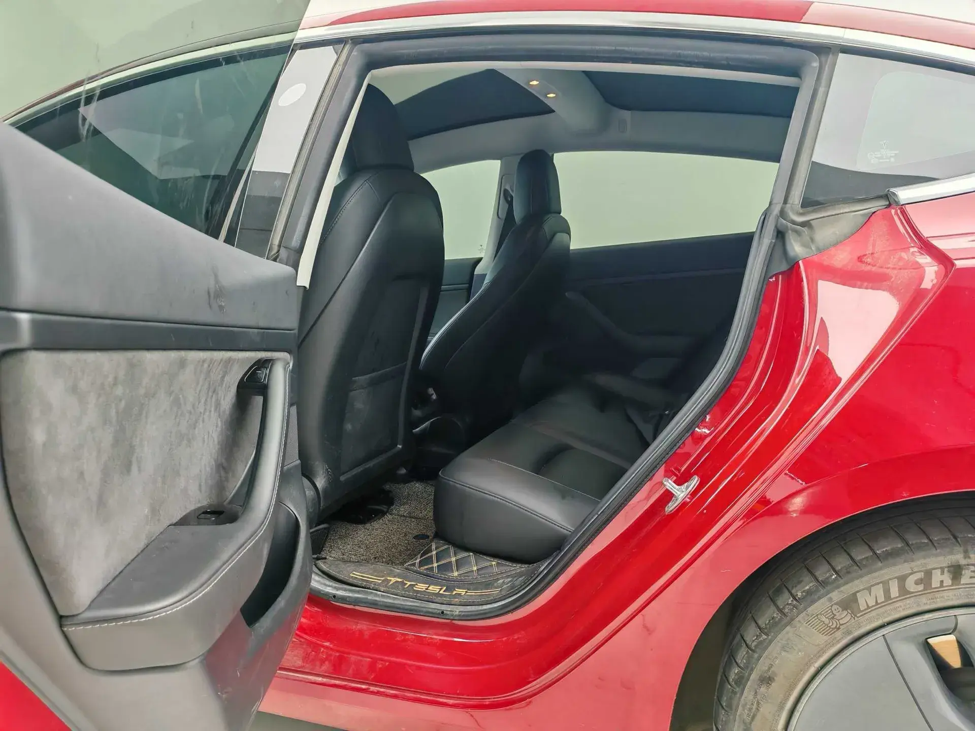 2020 TESLA MODEL thumbnail 4