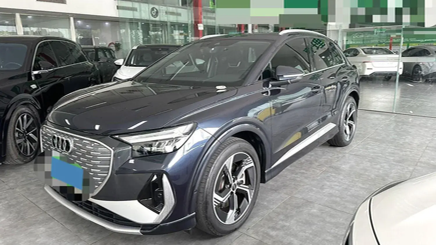 2023 Audi Q4 e-tron BEV 84.8KWH