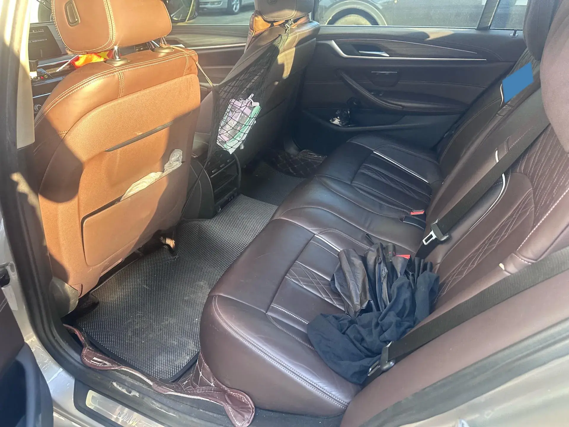 2020 BMW 5 thumbnail 4