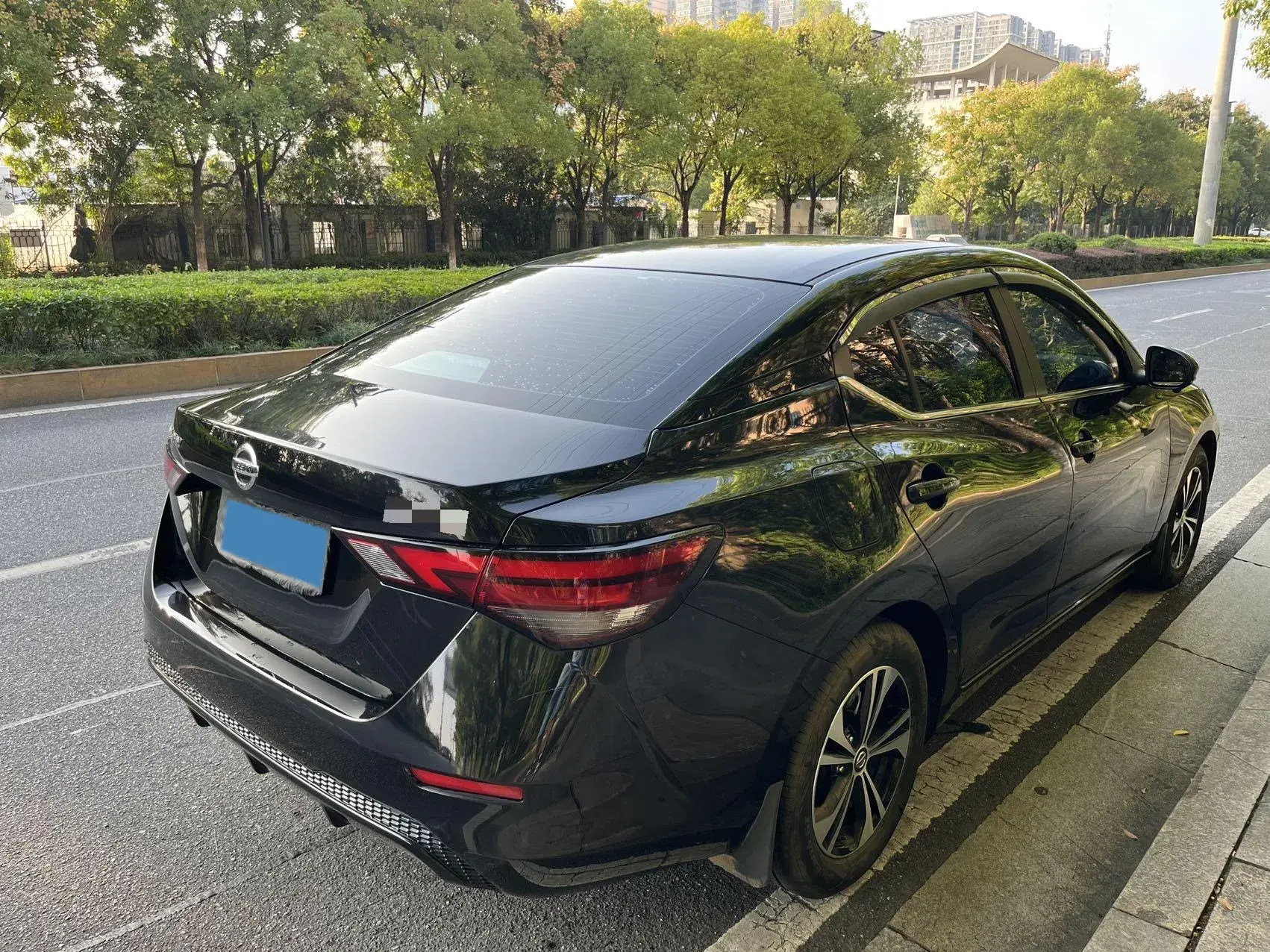 2022 NISSAN SYLPHY thumbnail 2