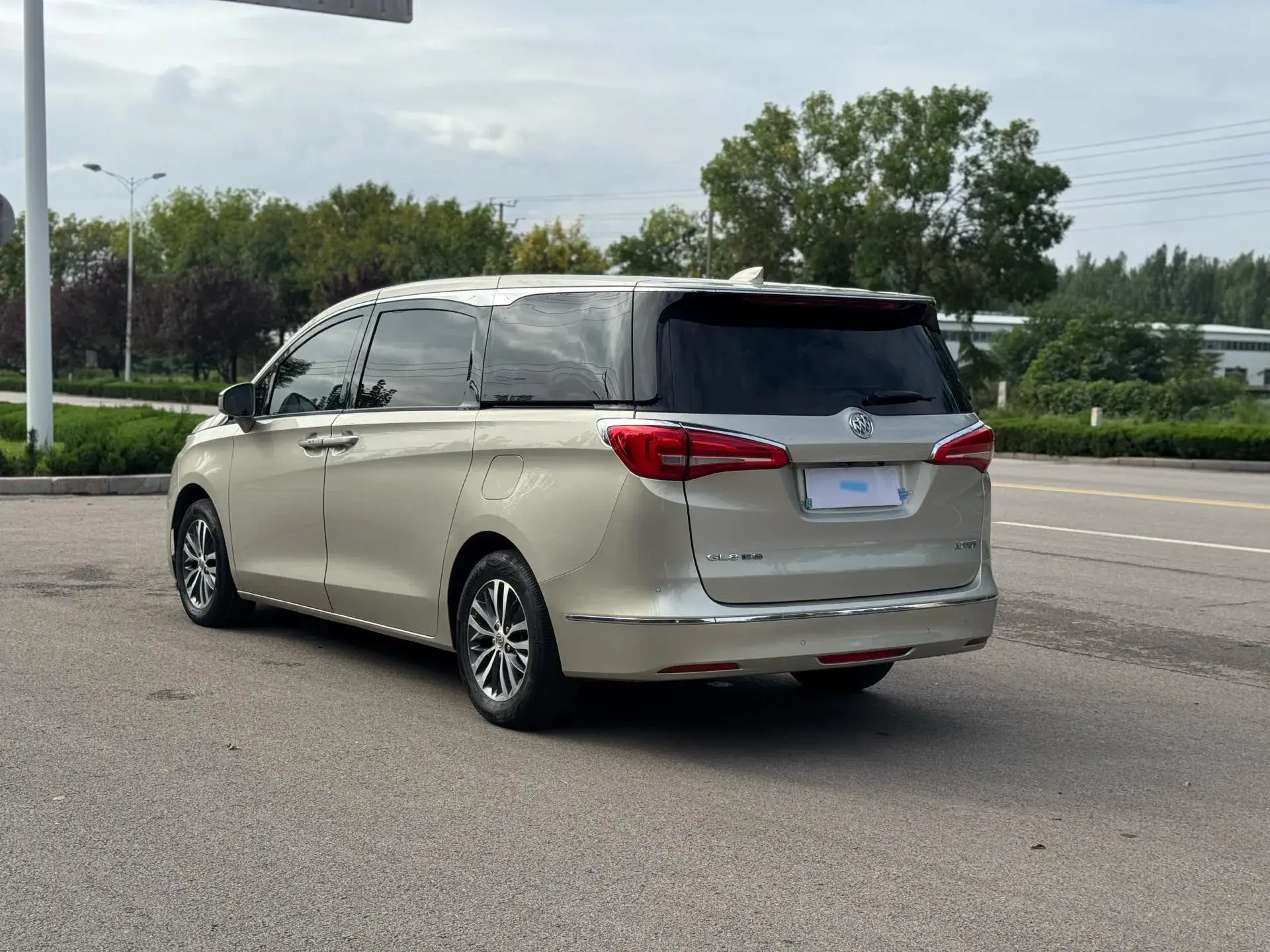 2018 BUICK GL8 thumbnail 3