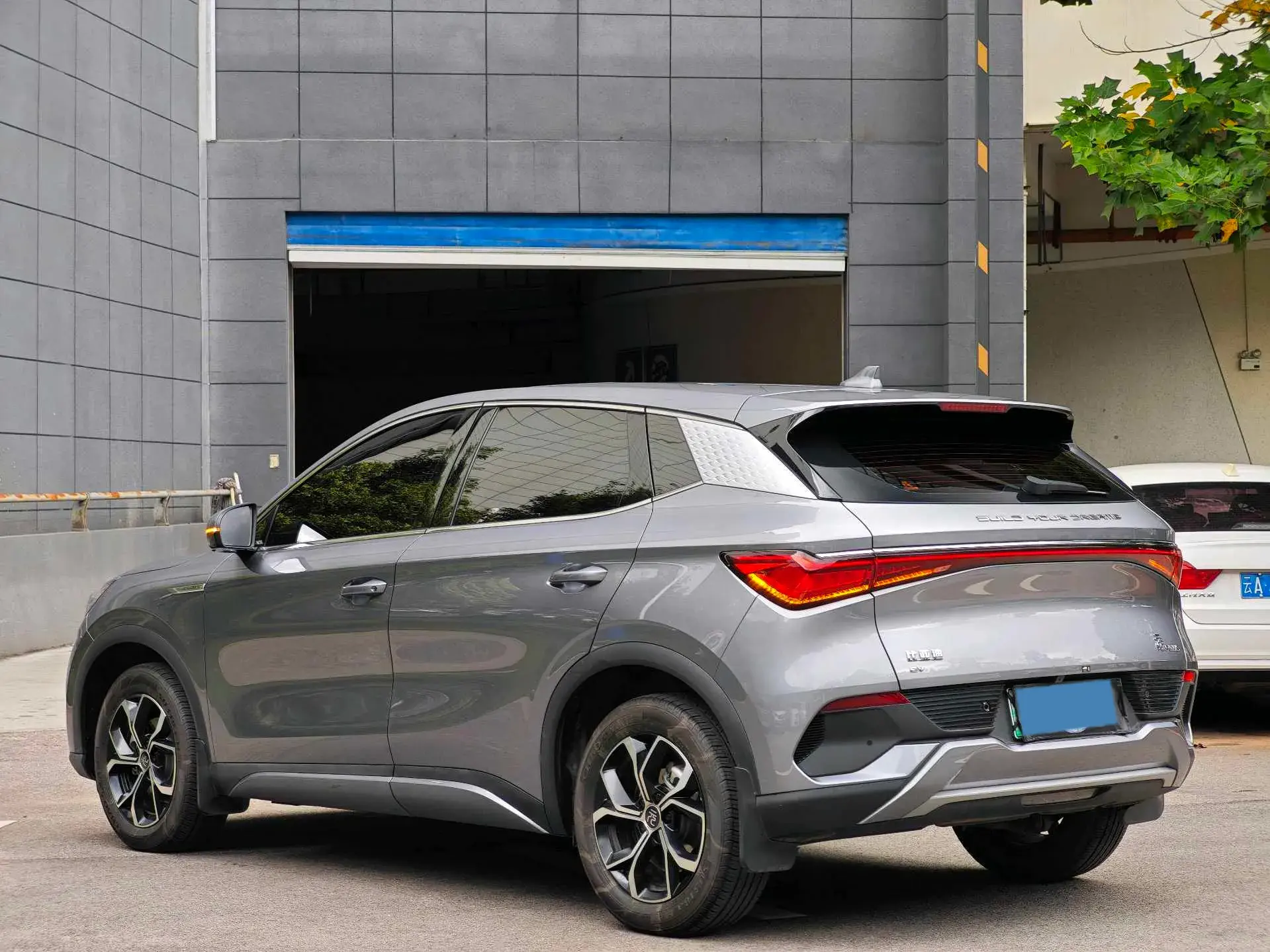 2024 BYD YUAN thumbnail 4