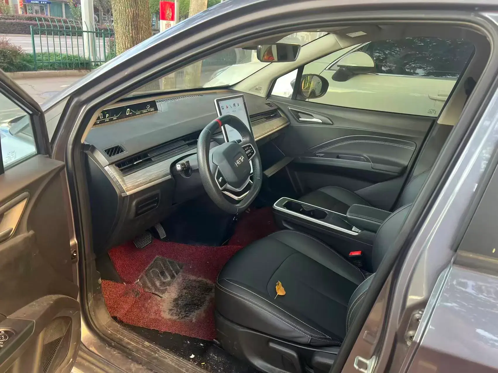 2023 NETA AYA thumbnail 3