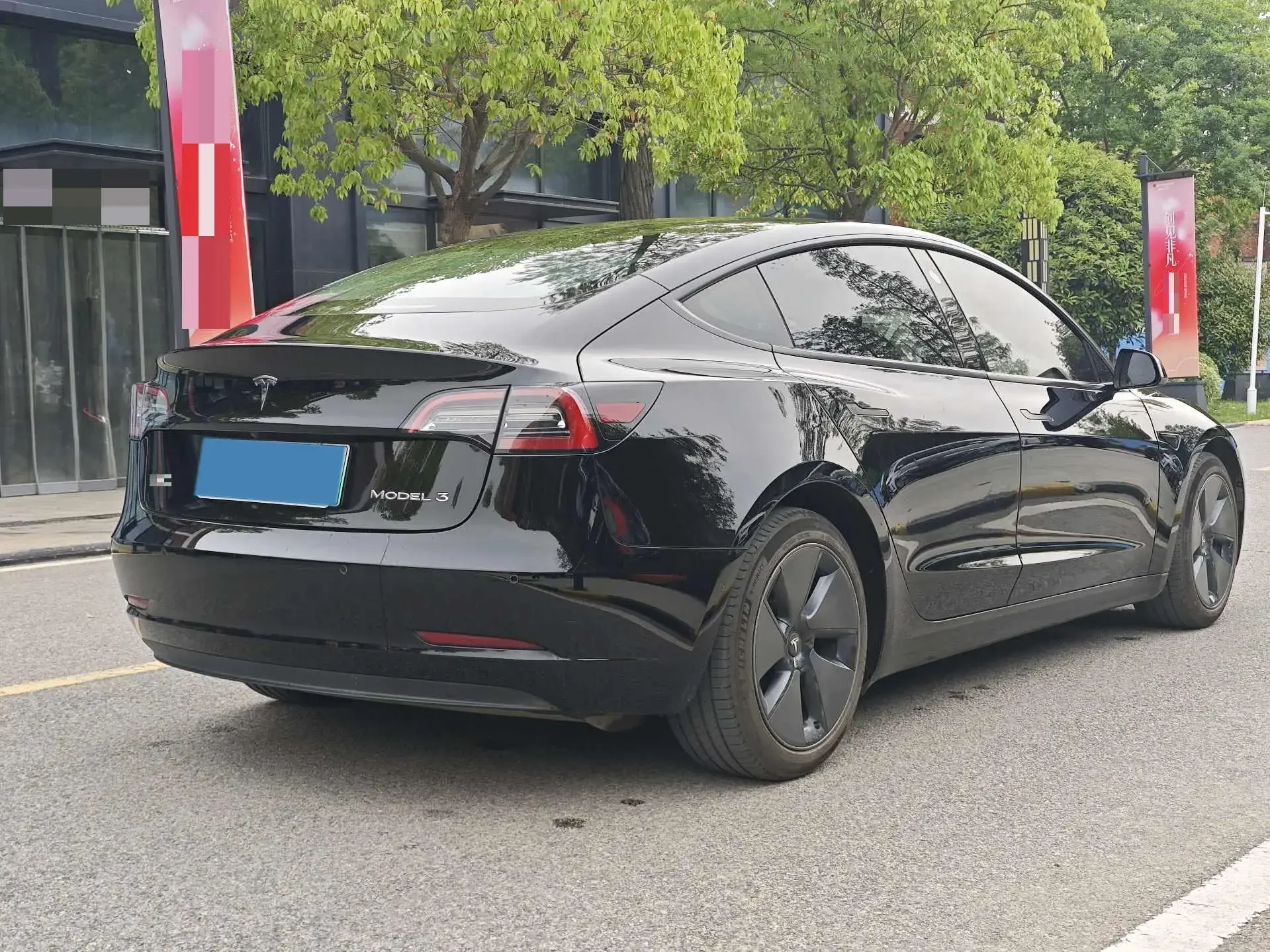 2022 TESLA MODEL thumbnail 4