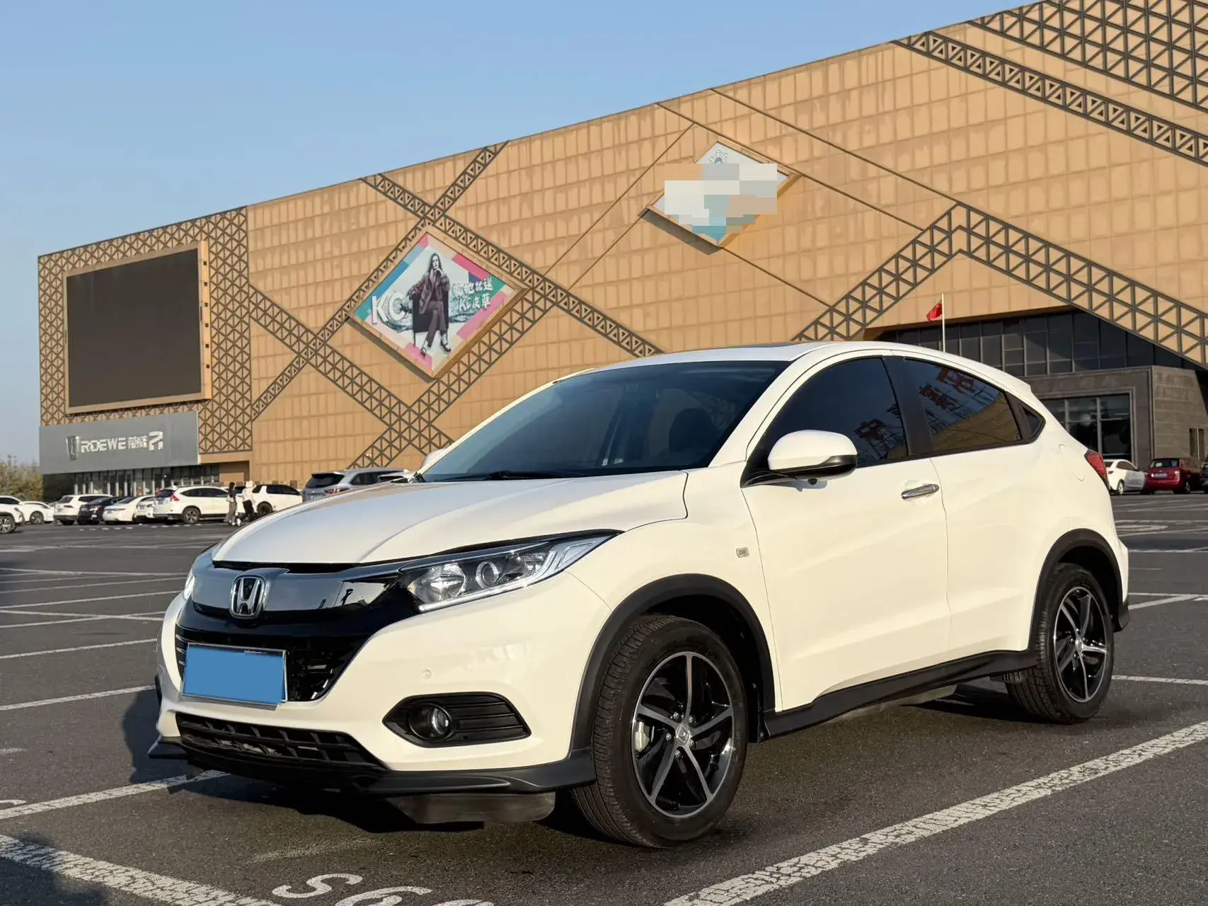 2022 HONDA VEZEL view 1