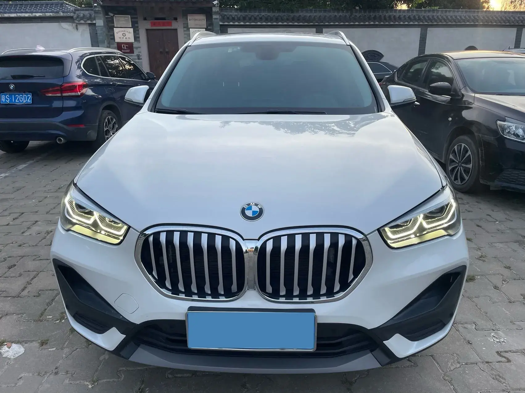2022 BMW X1 thumbnail 2