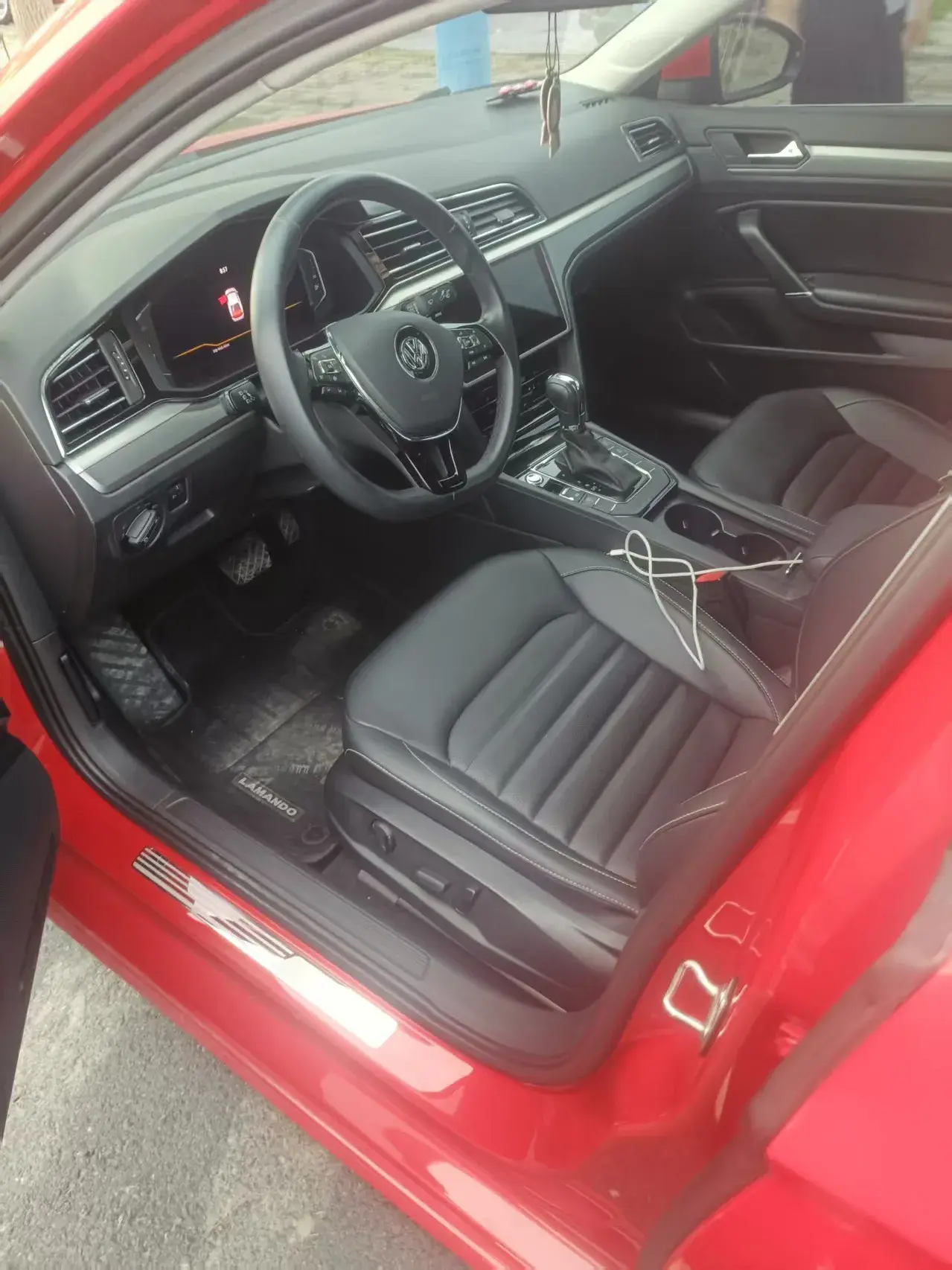 2021 VOLKSWAGEN LAMANDO thumbnail 2