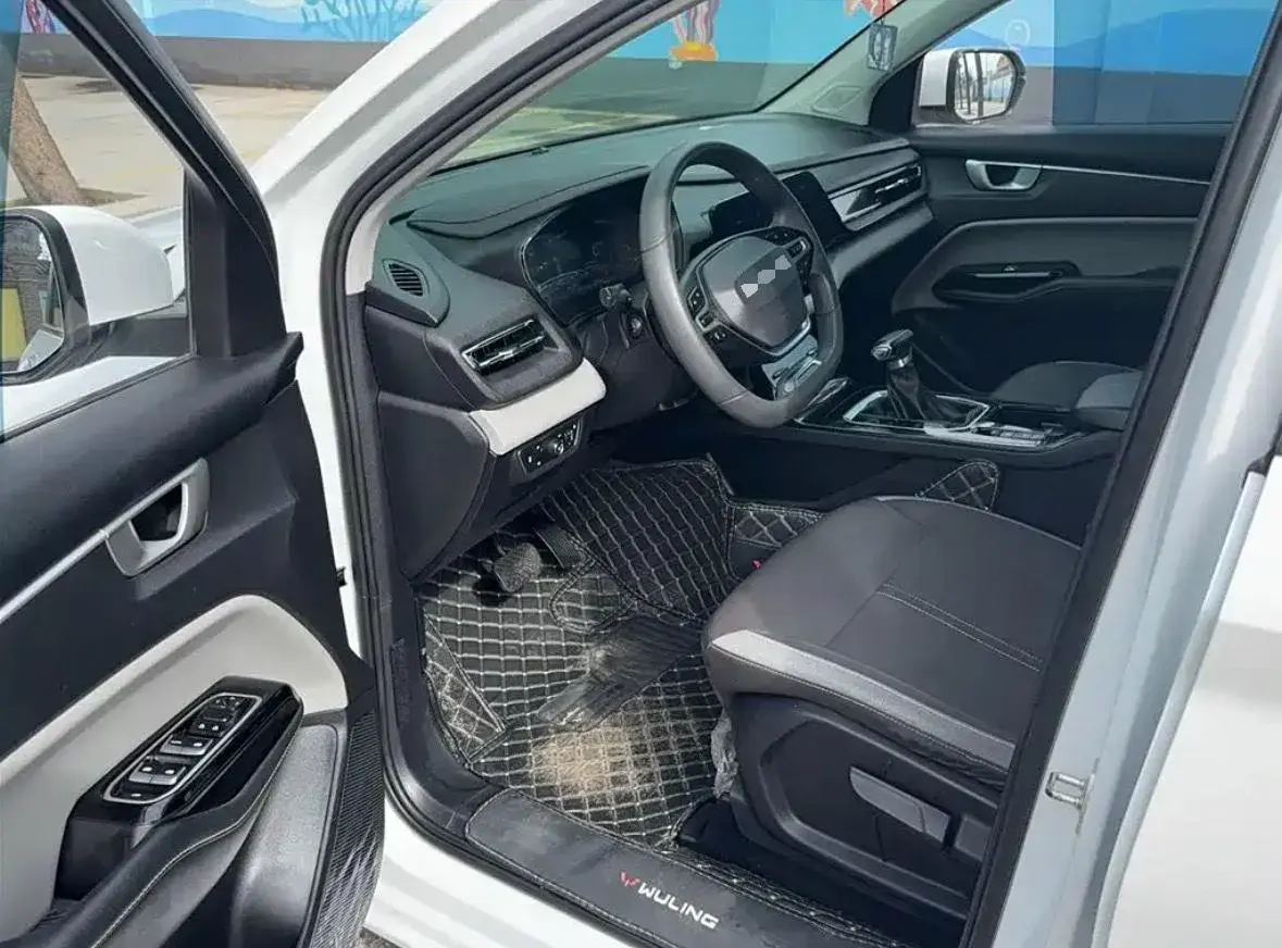 2020 WULING KAIJIE thumbnail 2