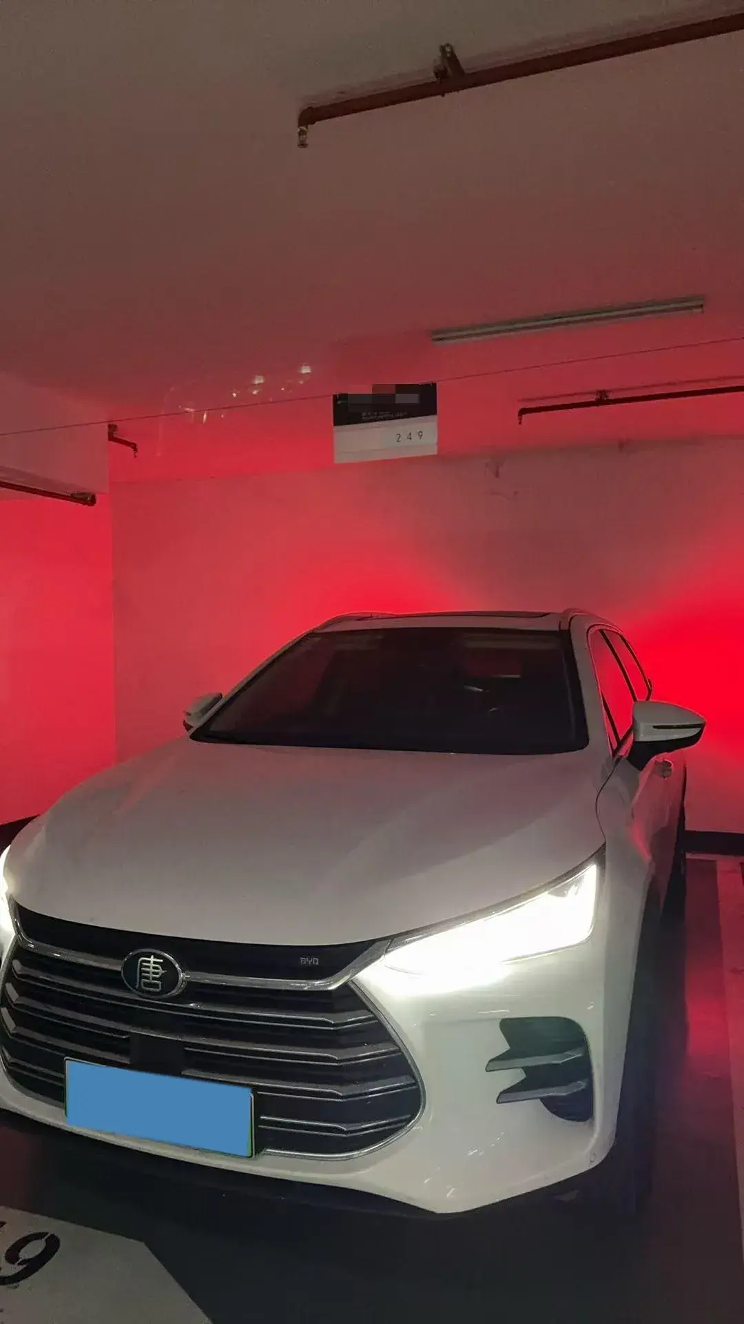 2018 BYD TANG thumbnail 2