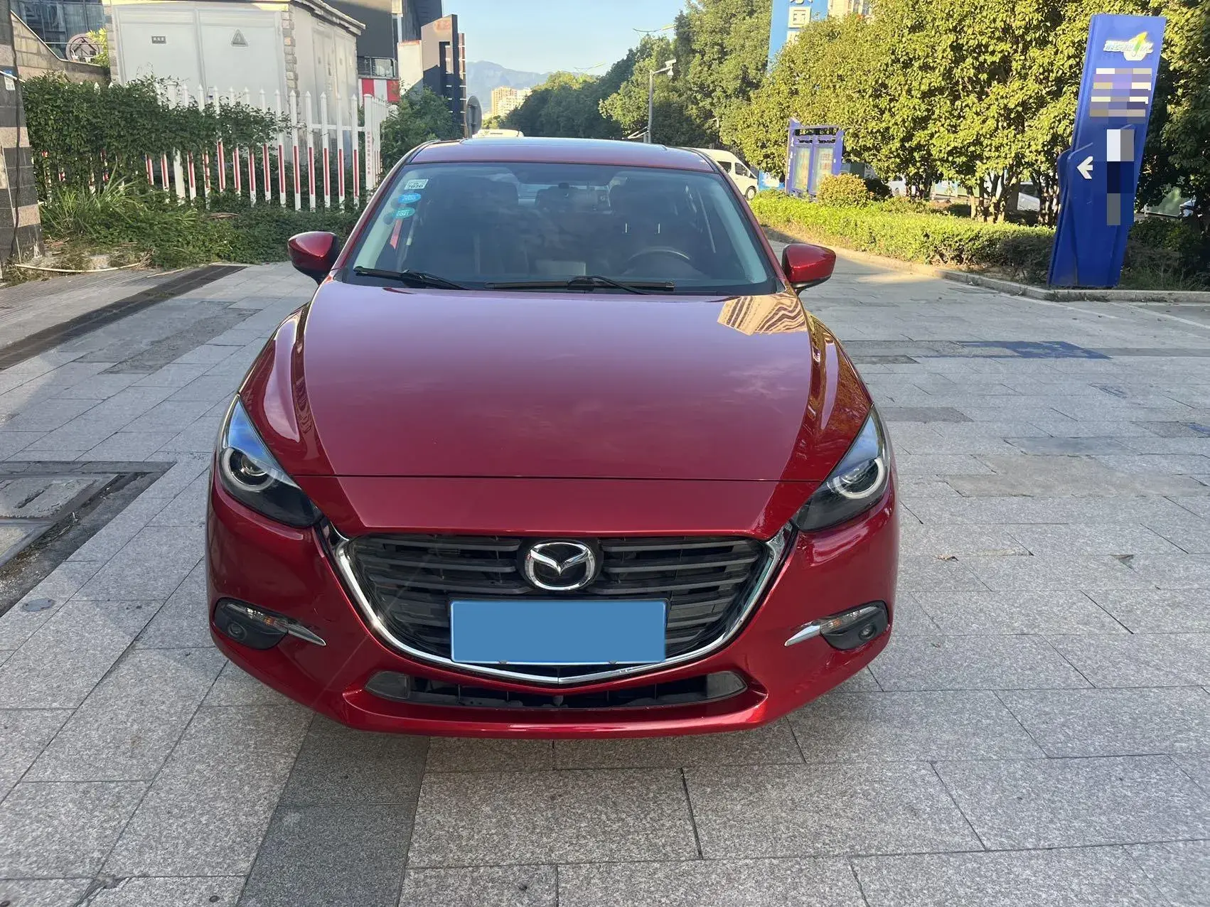 2017 MAZDA 3 thumbnail 3