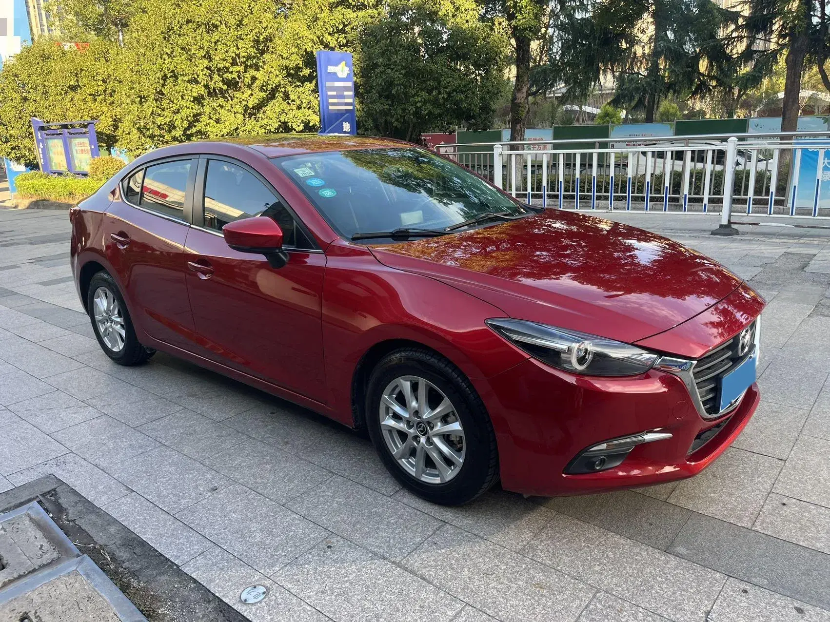 2017 MAZDA 3 thumbnail 4