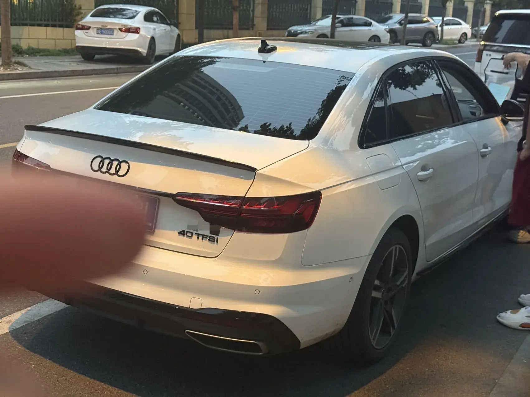 2022 AUDI A4L thumbnail 4