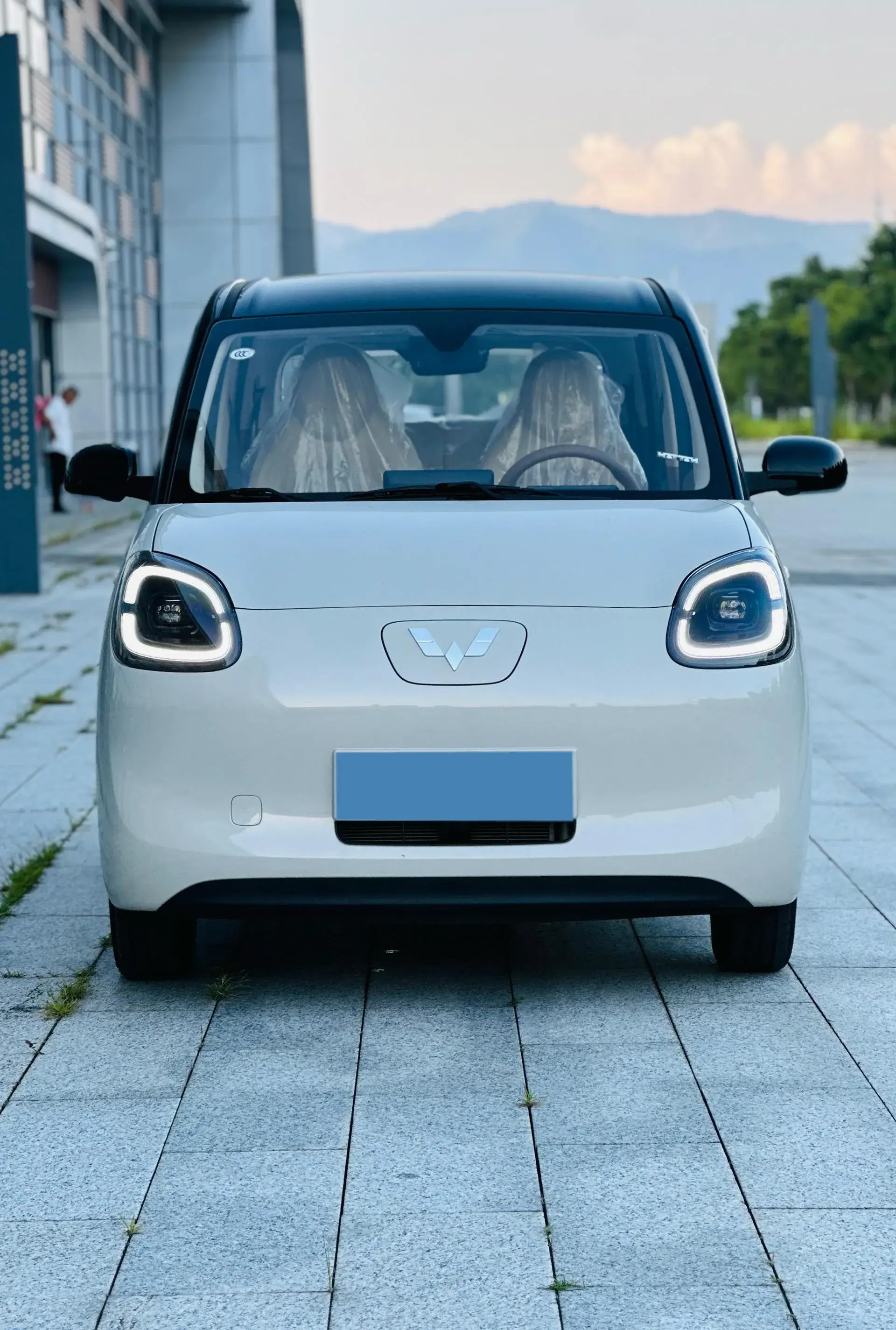 2025 WULING HONGGUANG thumbnail 2