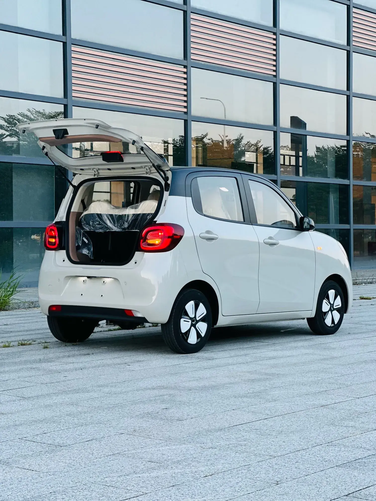 2025 WULING HONGGUANG thumbnail 3