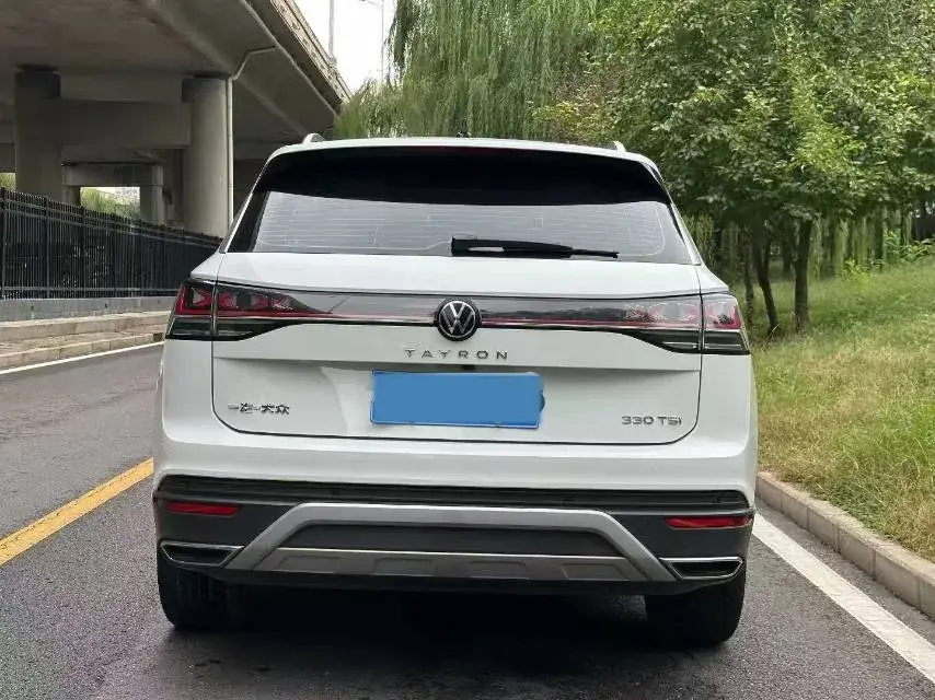 2024 VOLKSWAGEN TAYRON thumbnail 4