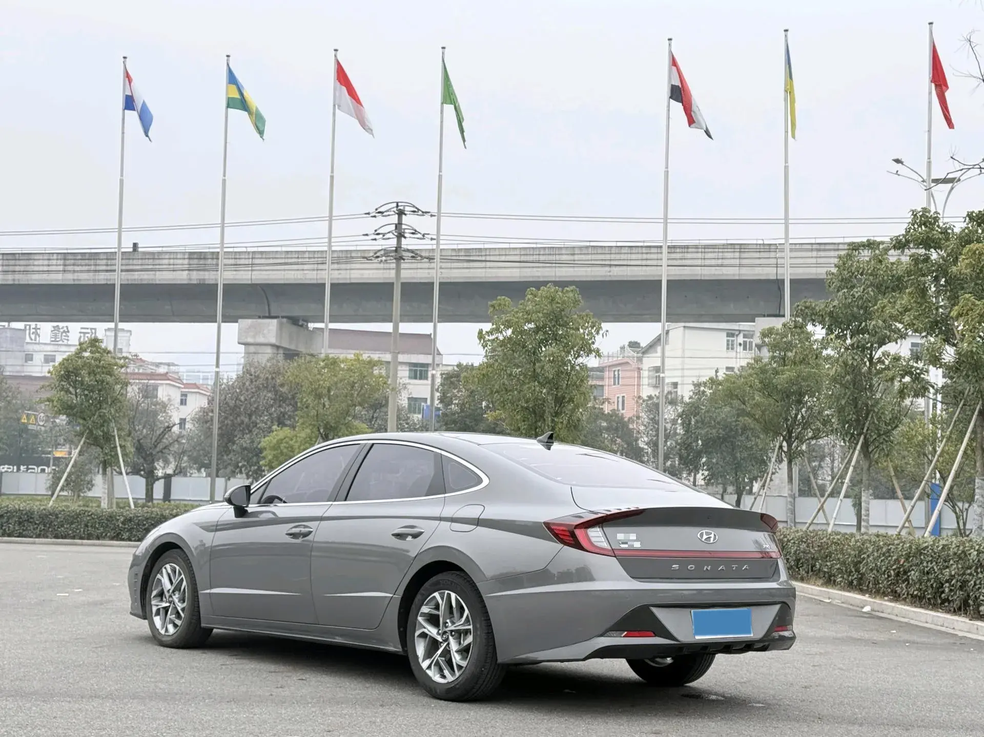 2020 HYUNDAI SONATA thumbnail 4