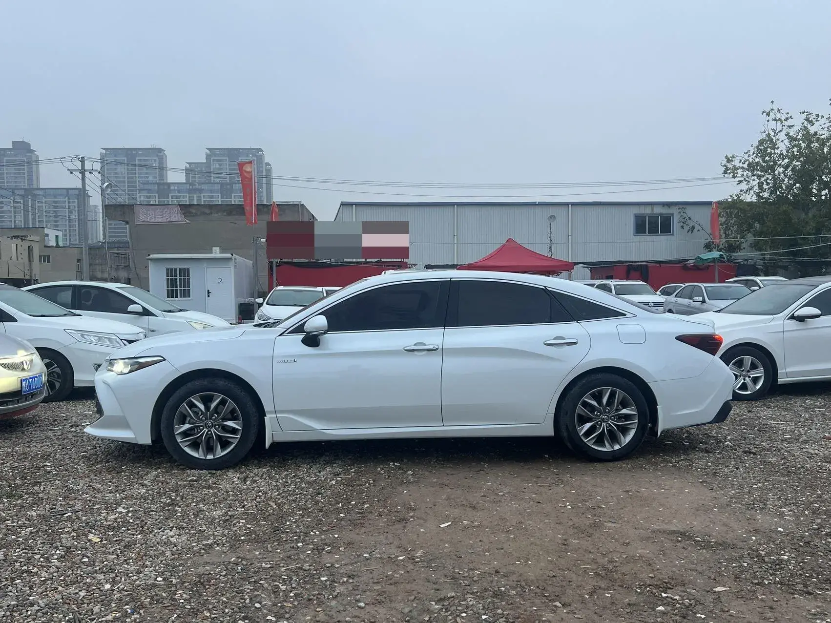 2019 TOYOTA AVALON thumbnail 2