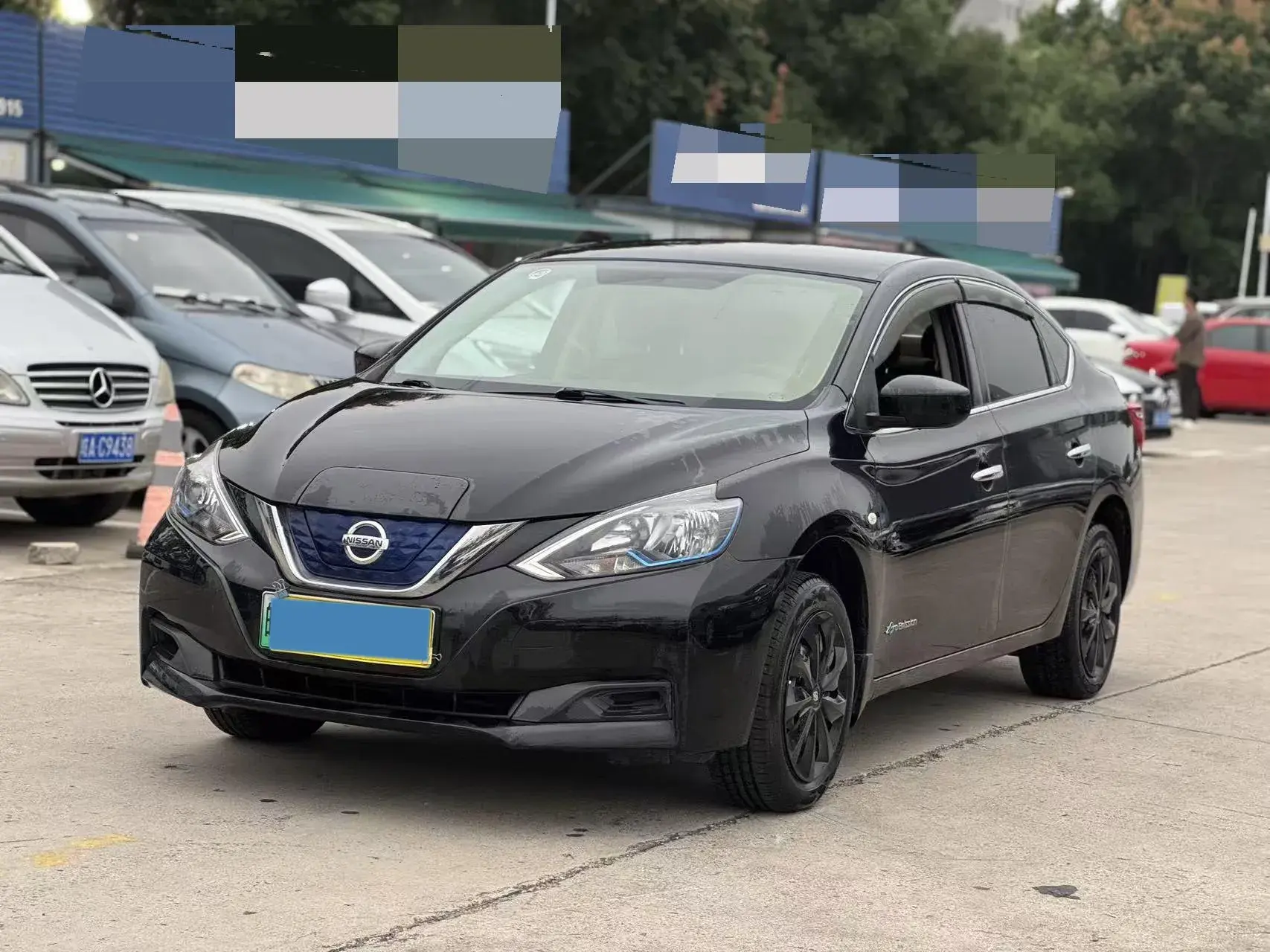 2018 NISSAN SYLPHY view 1