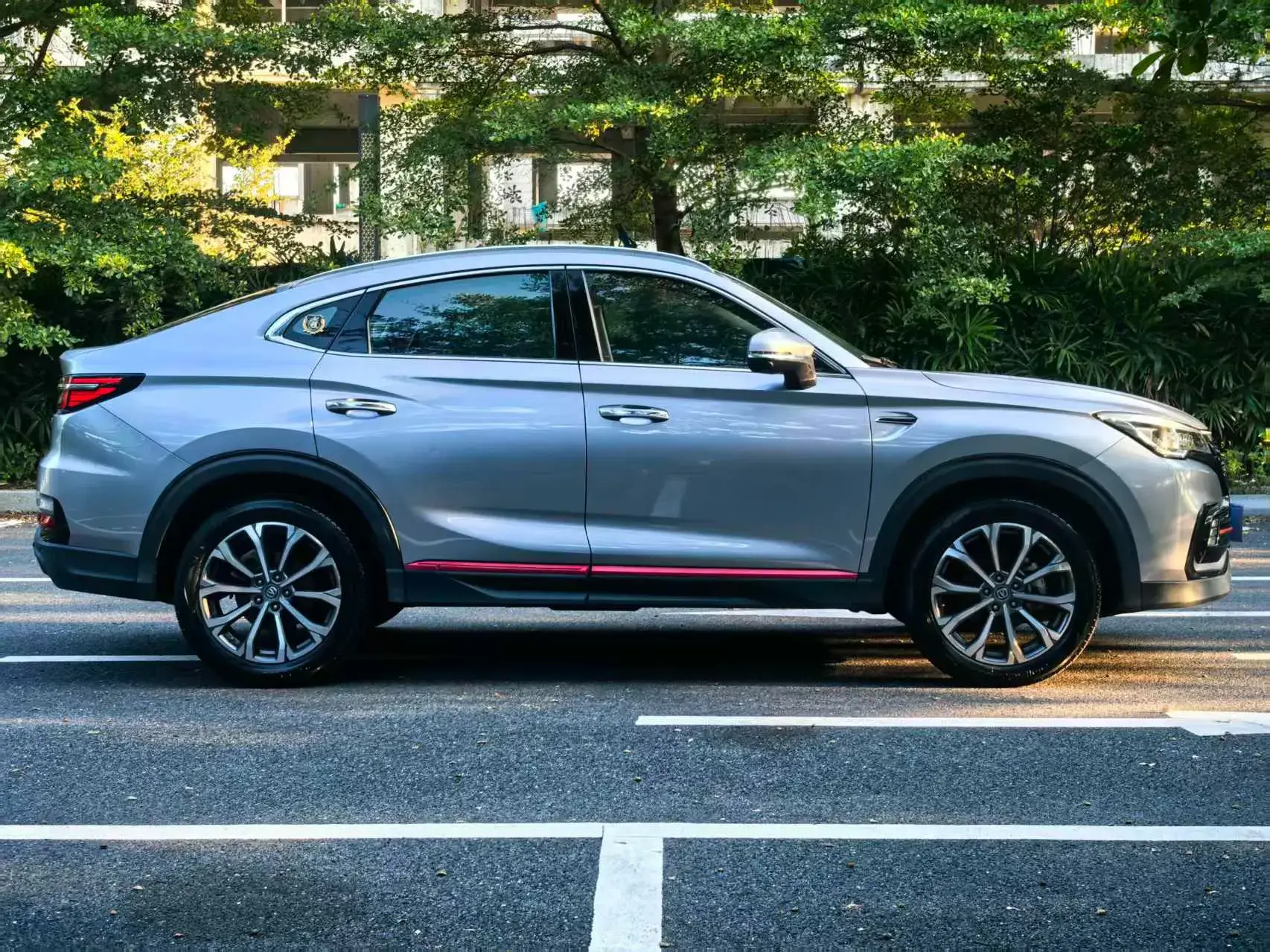 2019 CHANGAN CS85 thumbnail 4