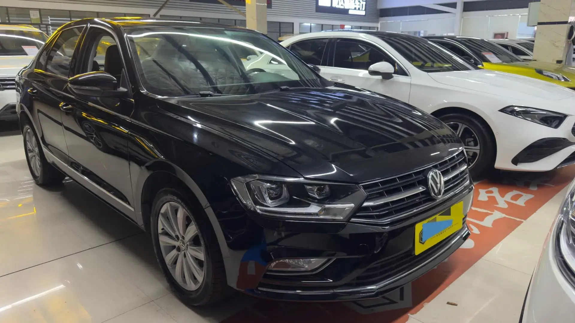 2018 VOLKSWAGEN BORA thumbnail 3