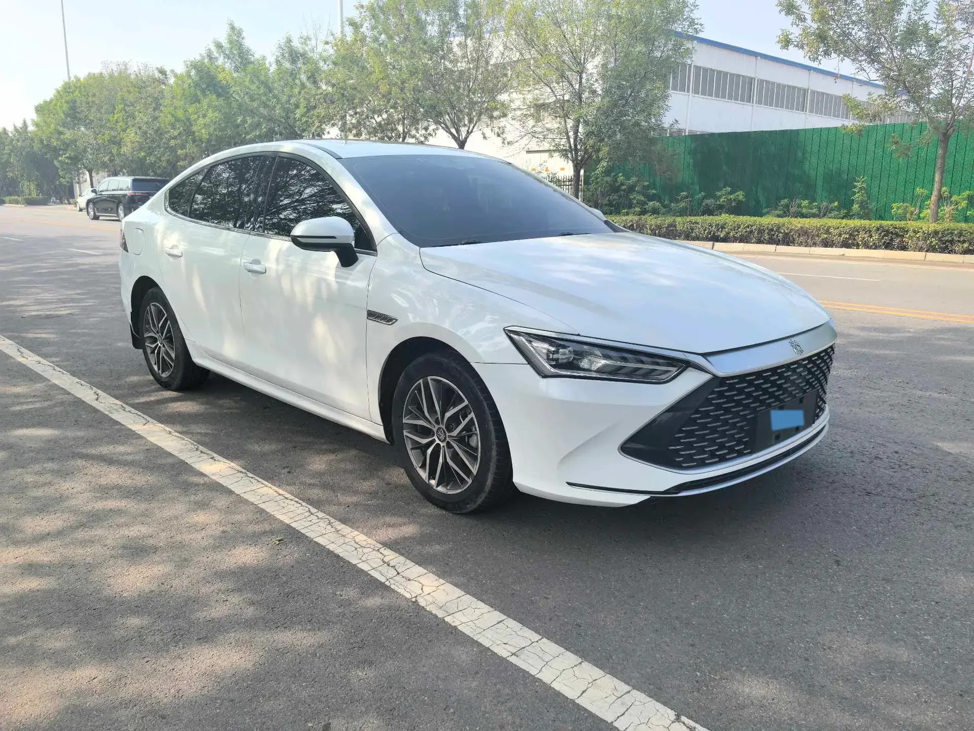 2021 BYD QIN thumbnail 3