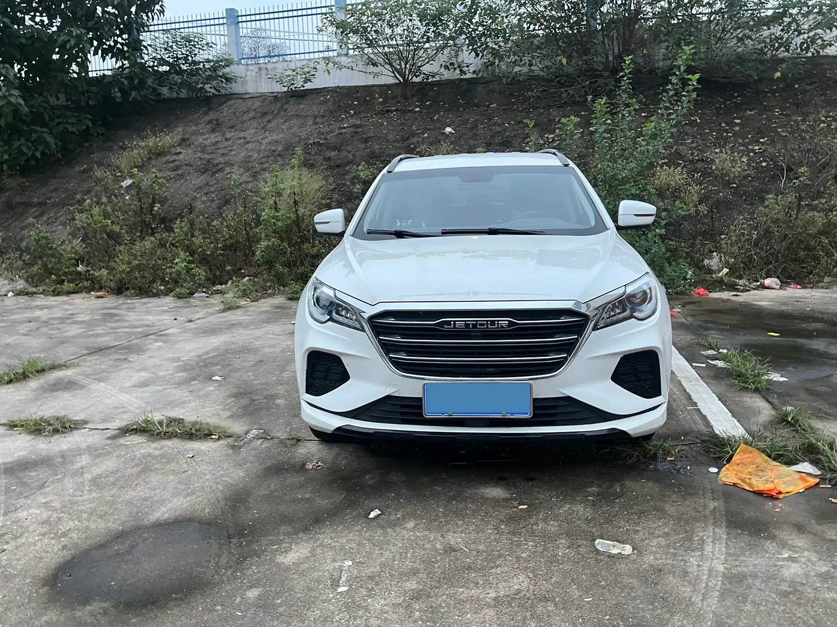 2022 JETOUR X70 thumbnail 2