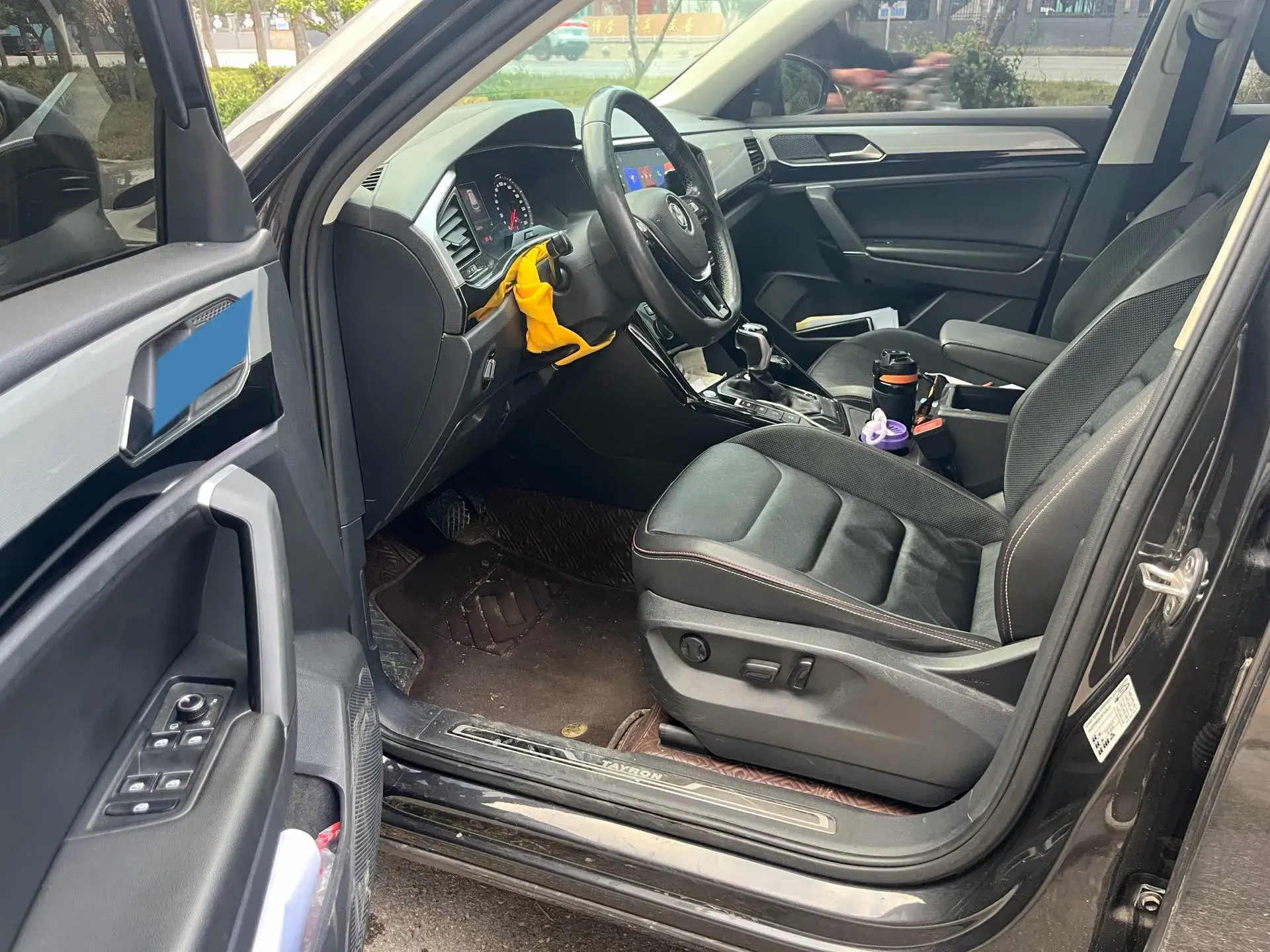 2019 VOLKSWAGEN TAYRON thumbnail 4